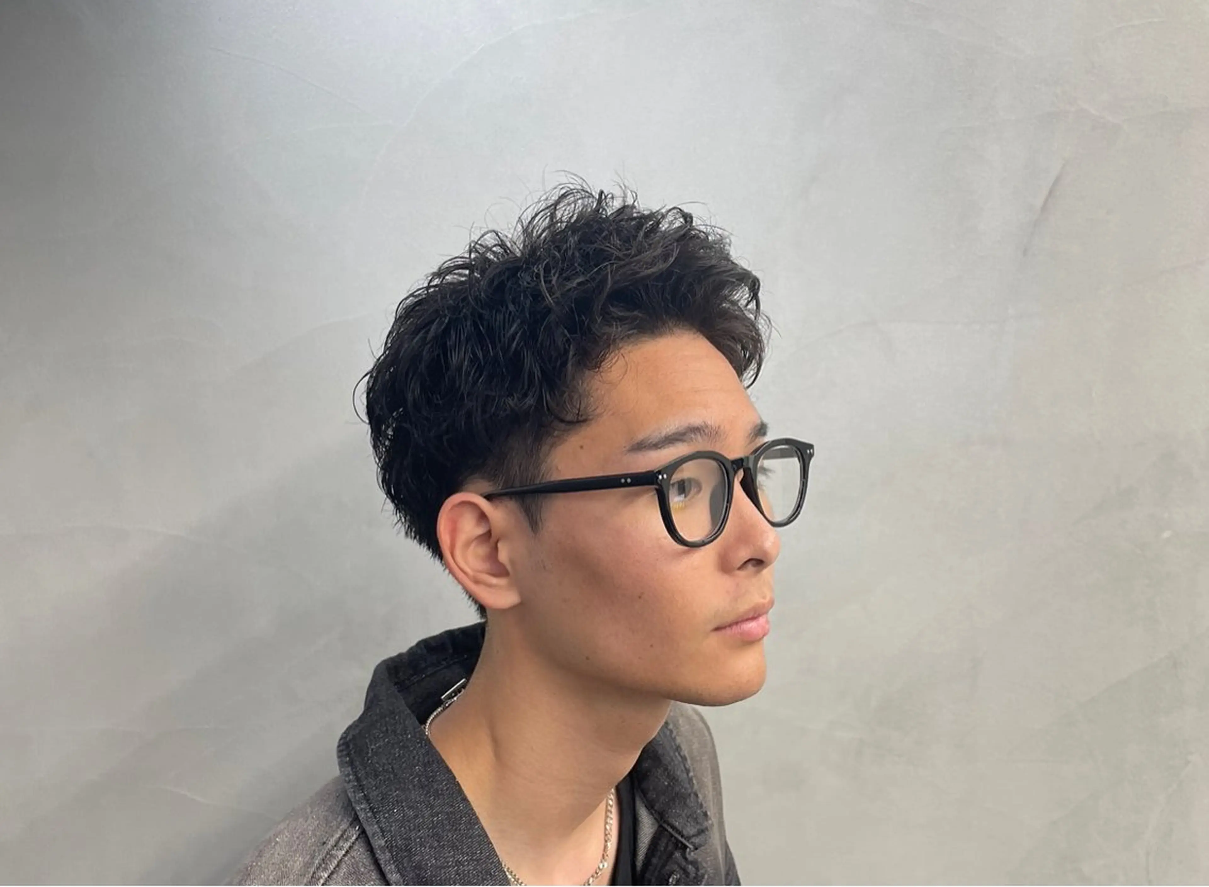 ショート パーマ ヘアアレンジ メンズ カット パーマ fifth 石川 凪のヘアスタイル