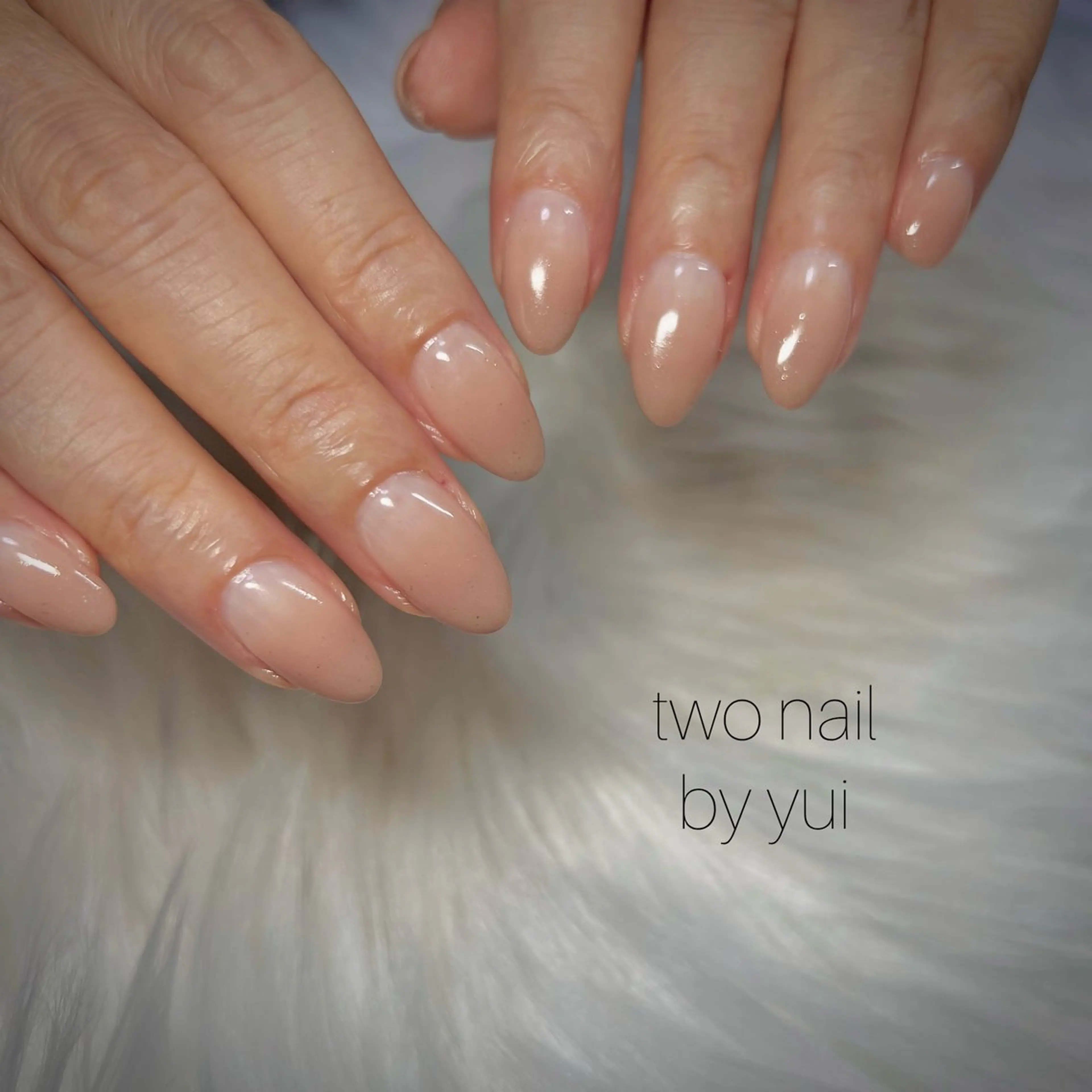 ネイル ネイルチップ ホワイト ハンドネイル two nailのネイルデザイン