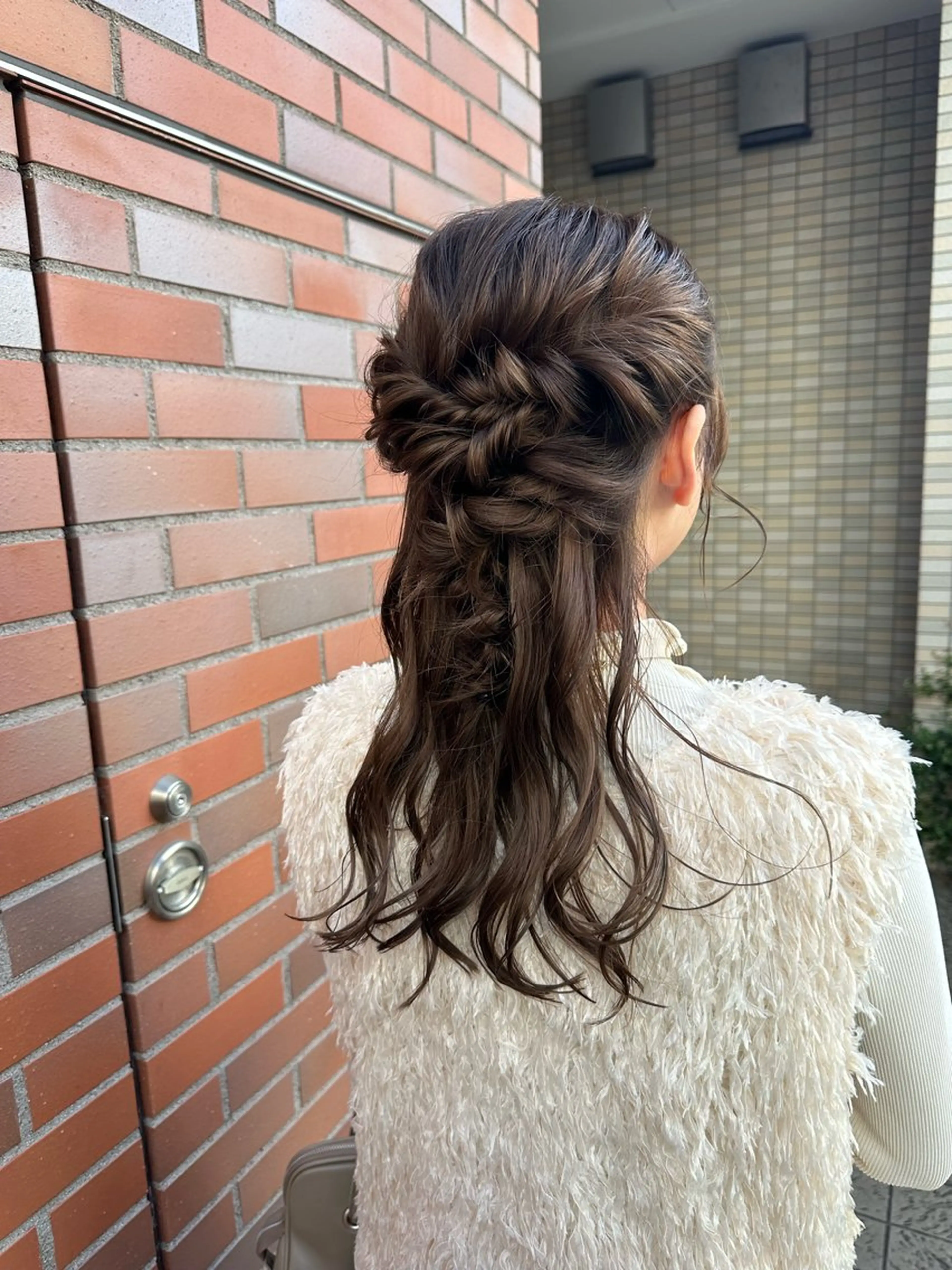 ロング ヘアアレンジ さとう あやかのヘアスタイル