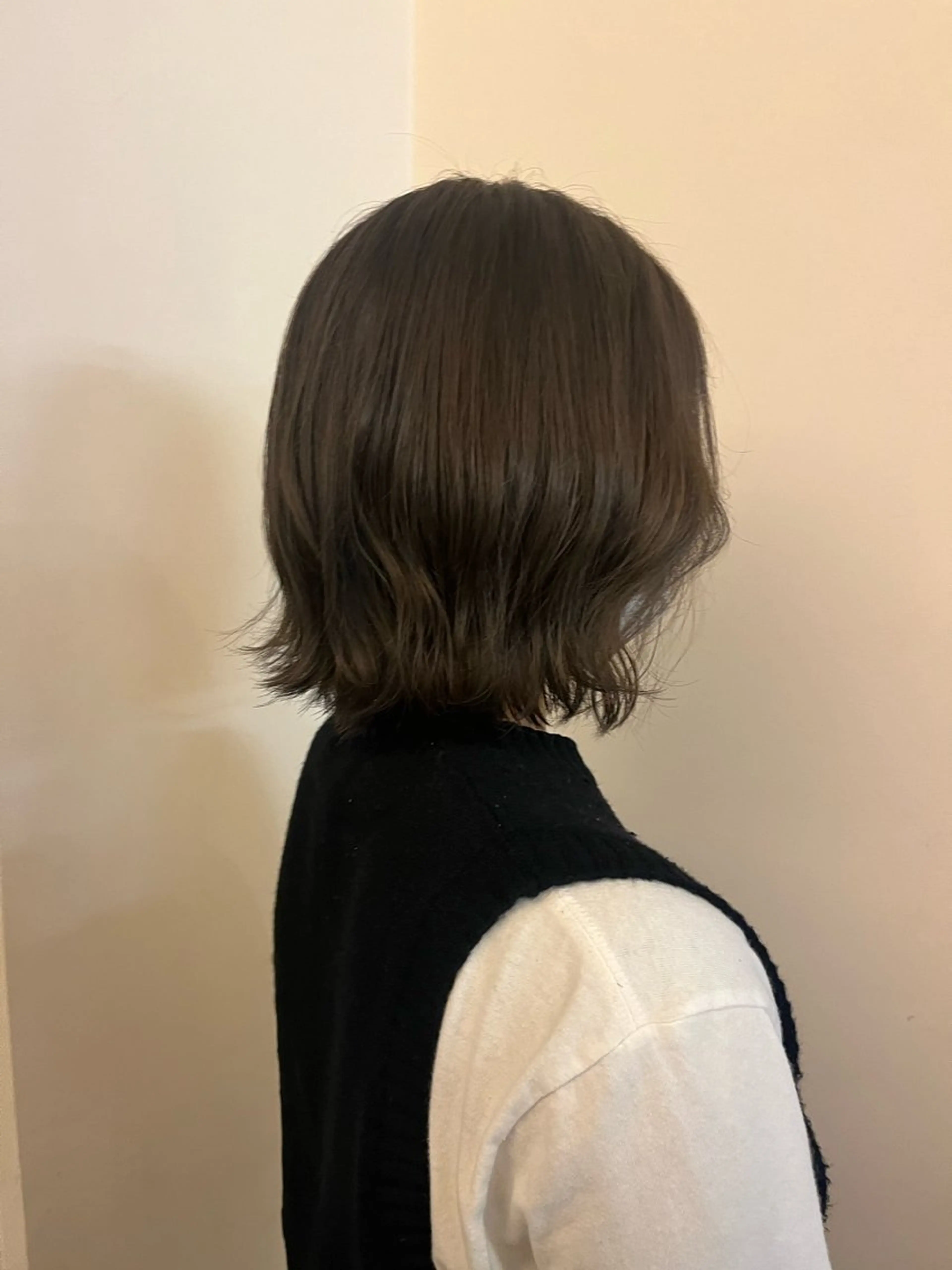 ミディアム ヘアカラー 透明感カラー✨ 縮毛矯正のヘアスタイル