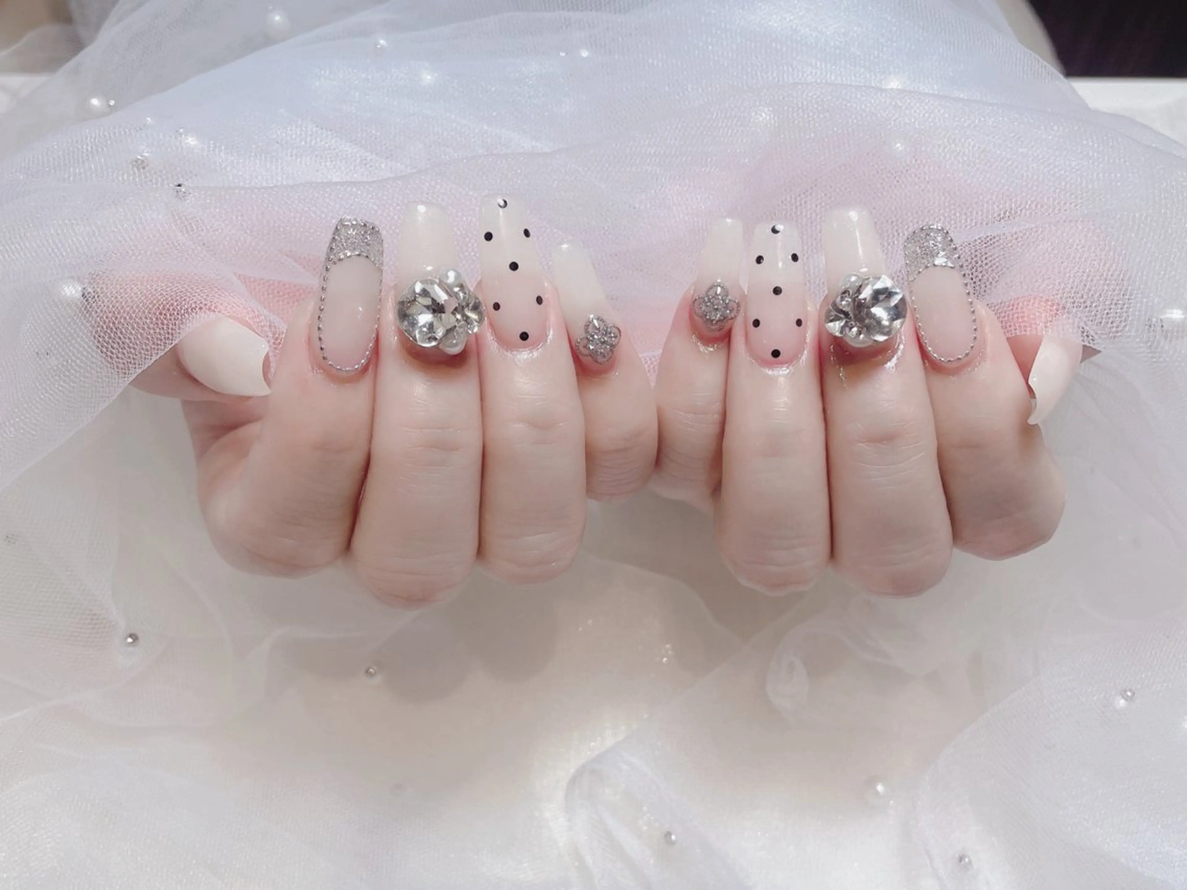 スカルプ長さだし🌸持ち込みデザインア一ト4本やり放題の写真