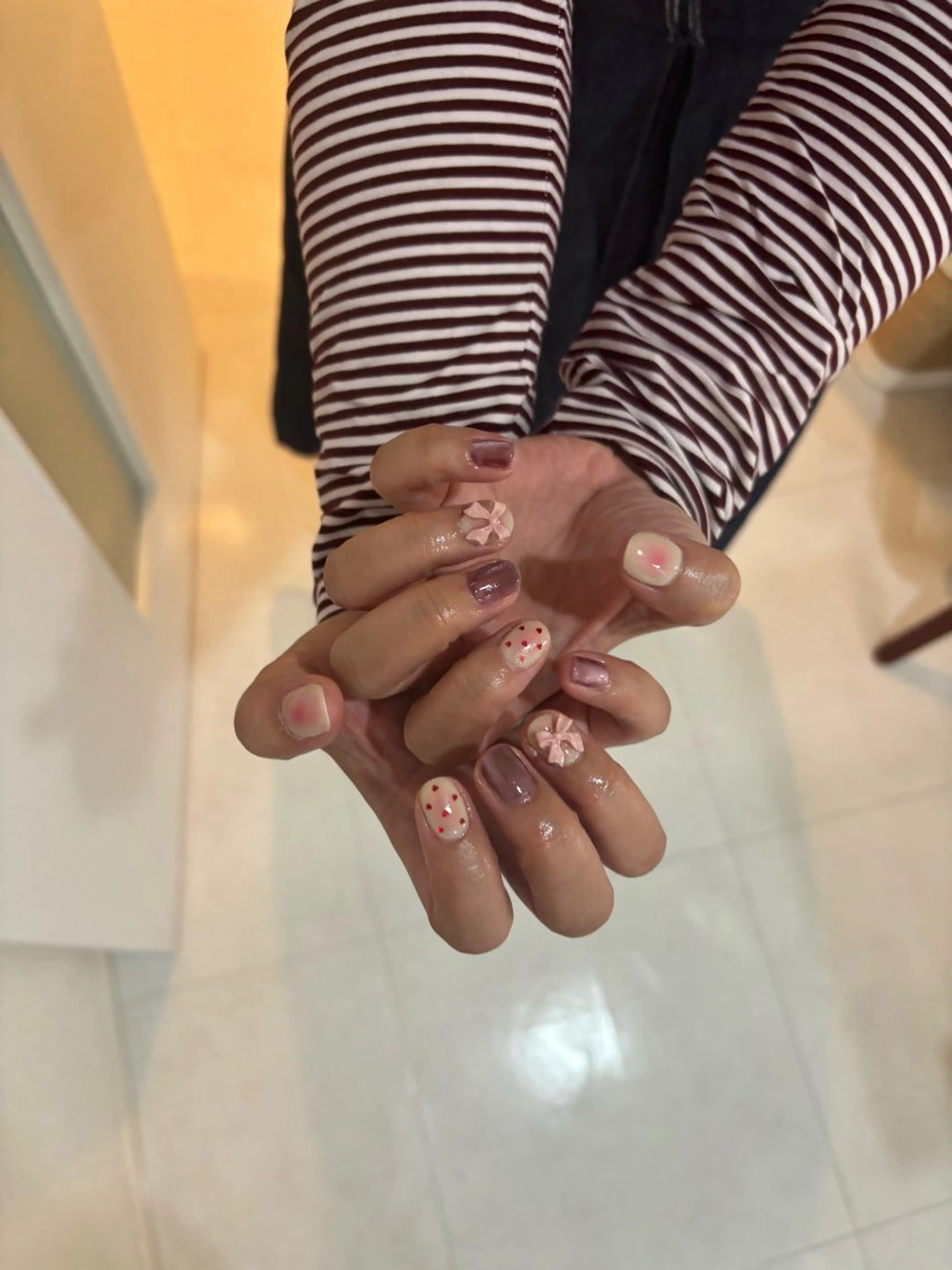 ネイル チークネイル マグネットネイル 今村 樹里のネイルデザイン