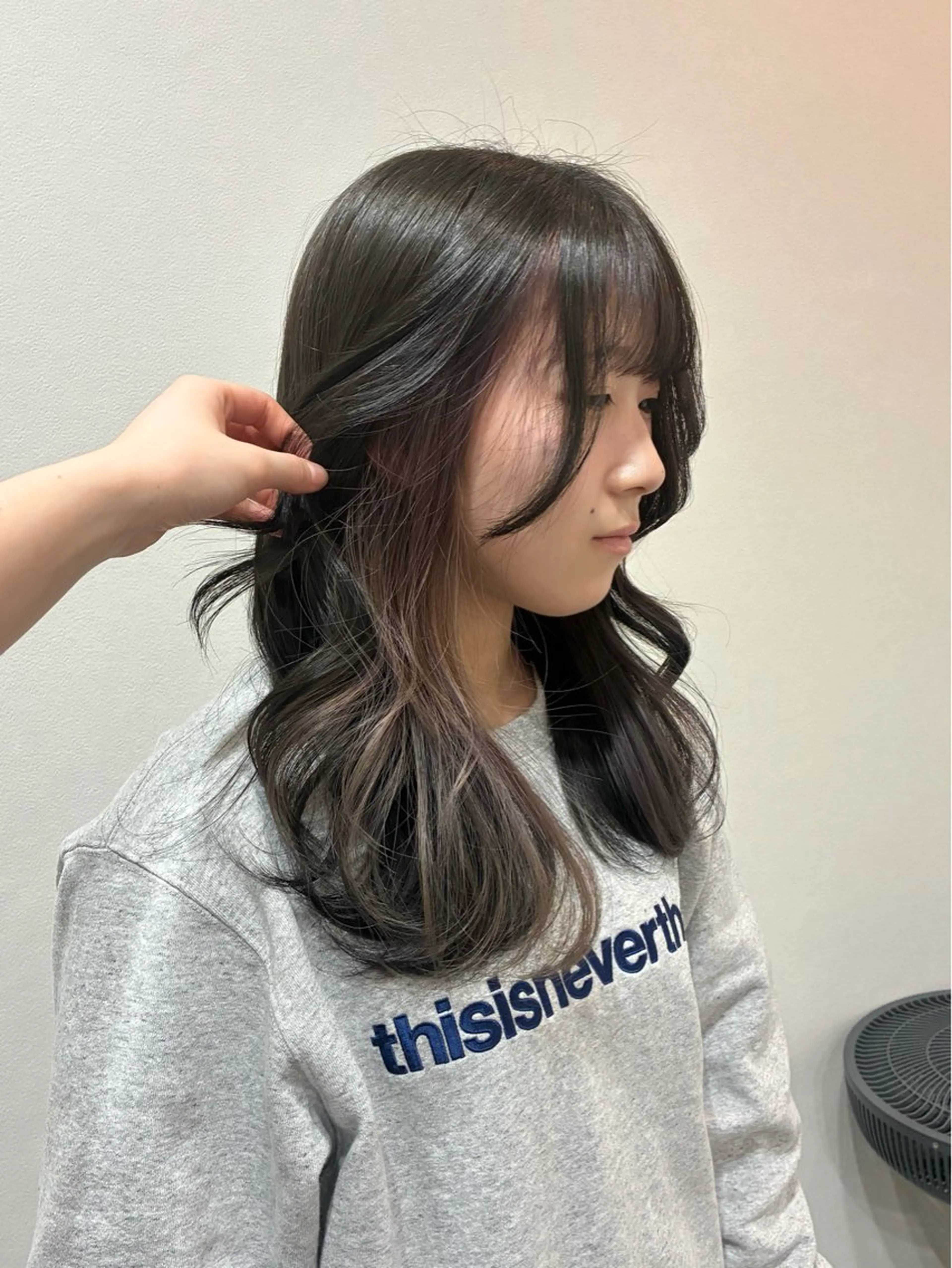 セミロング ミストバング ヘアカラー トリートメント 柴田真衣 /ナチュラル/半個室のヘアスタイル