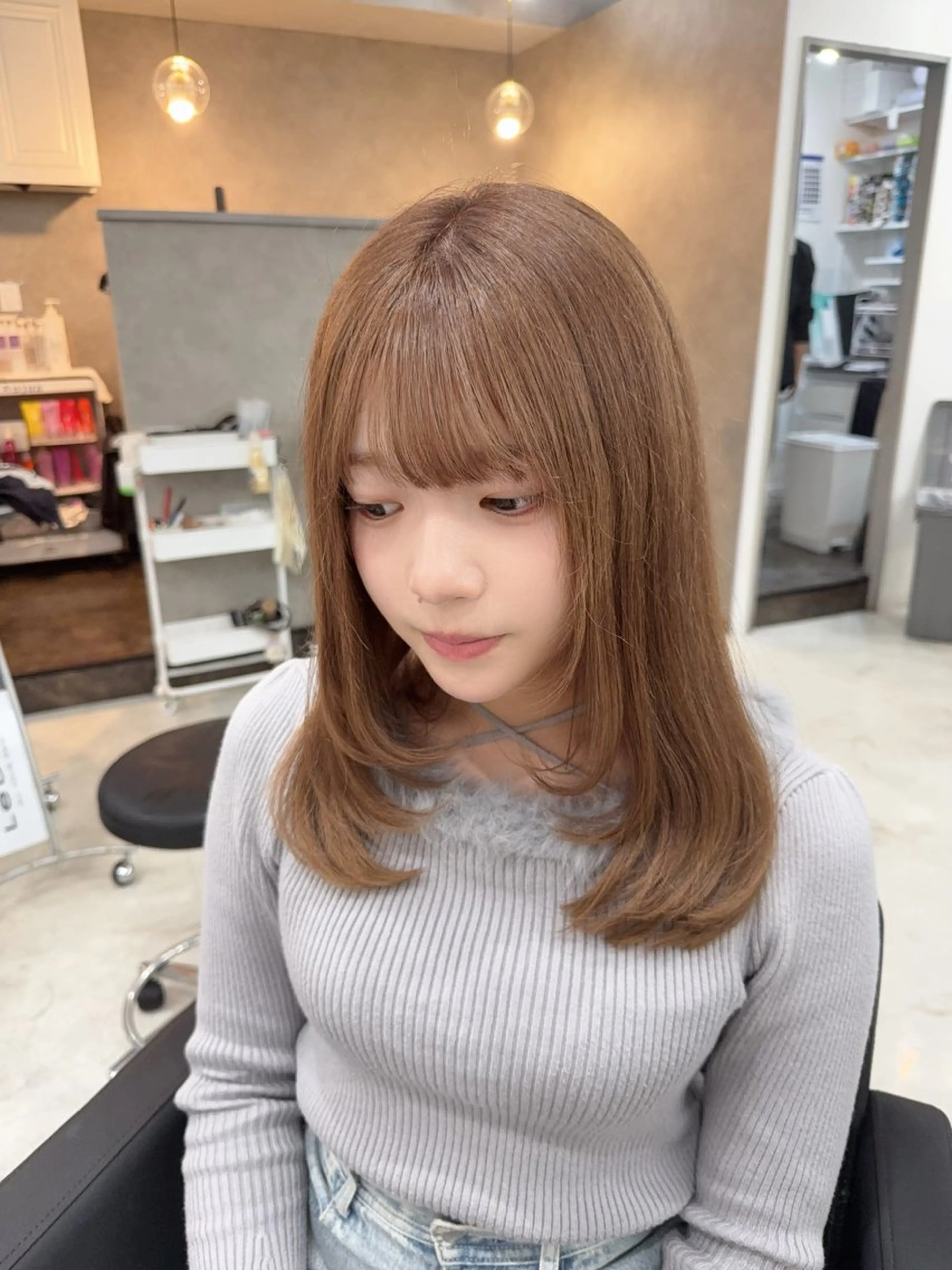 ミディアム ミディアムレイヤー レイヤーカット カット ヘアカラー トリートメント ヘアセット MAHO/透明感カラ ー/髪質改善🍒のヘアスタイル