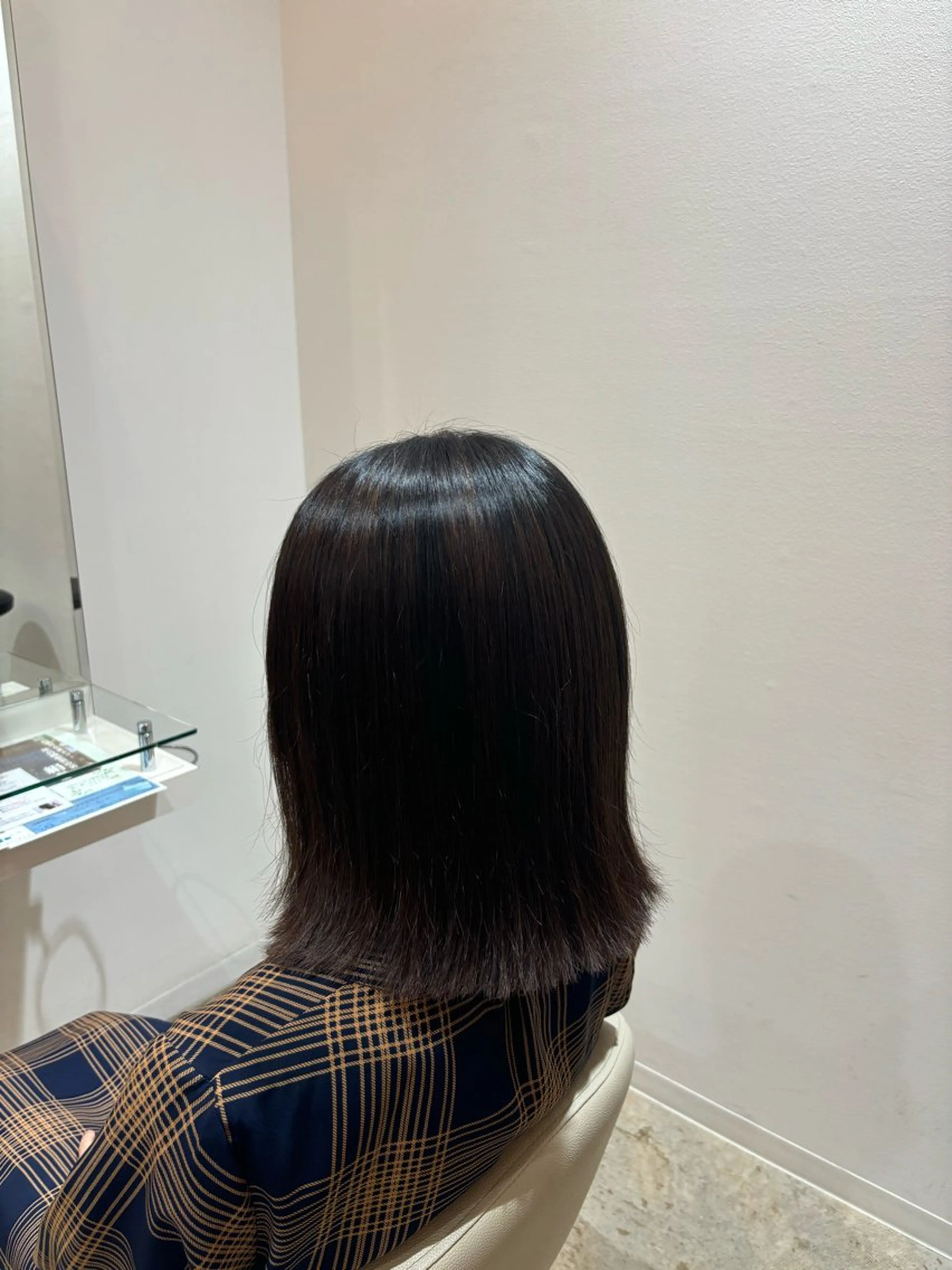 ミディアム ボブ 外ハネヘア 縮毛矯正 佐藤 優里のヘアスタイル