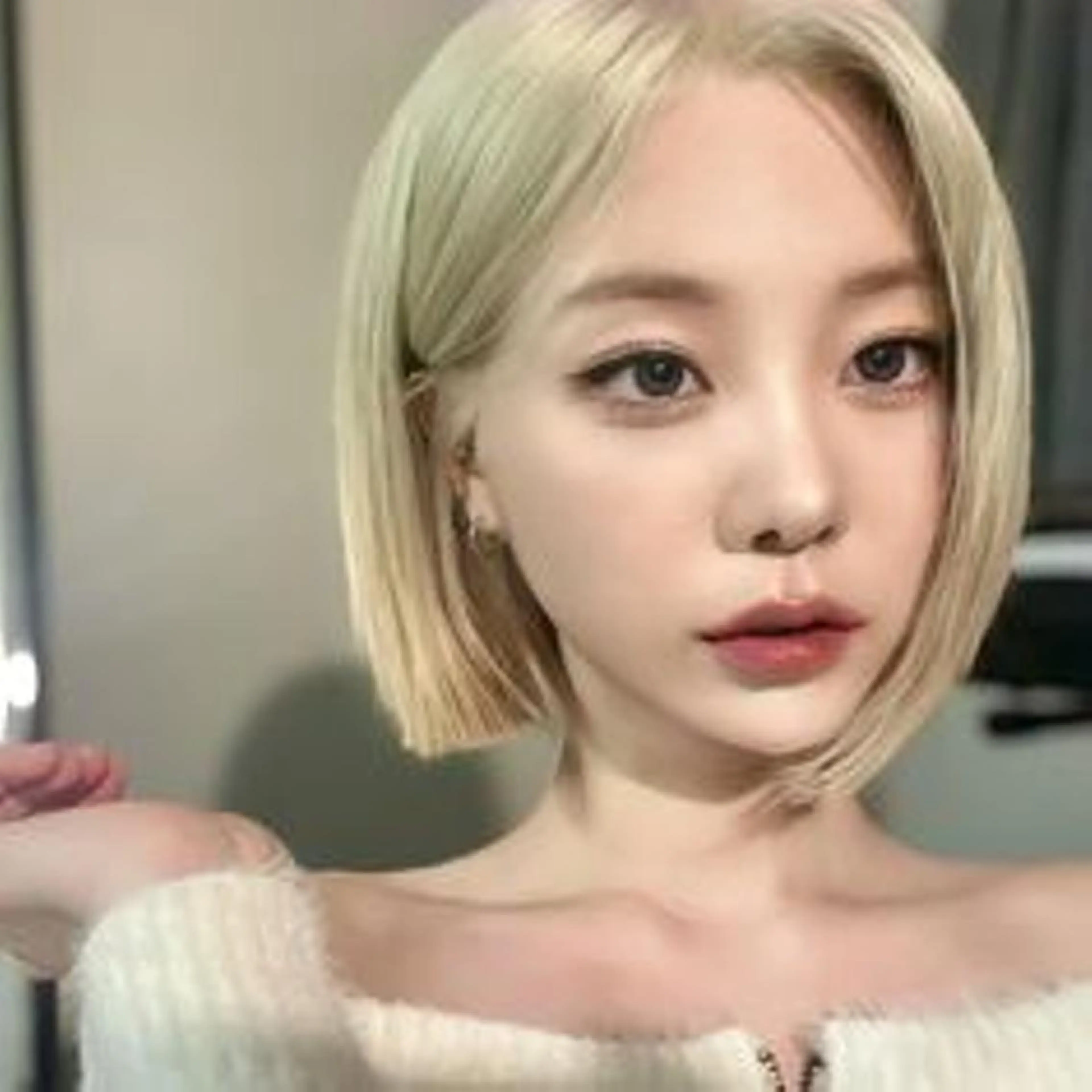 カラー ショート ハイトーン/韓国 レイヤー/るか🎀のヘアスタイル