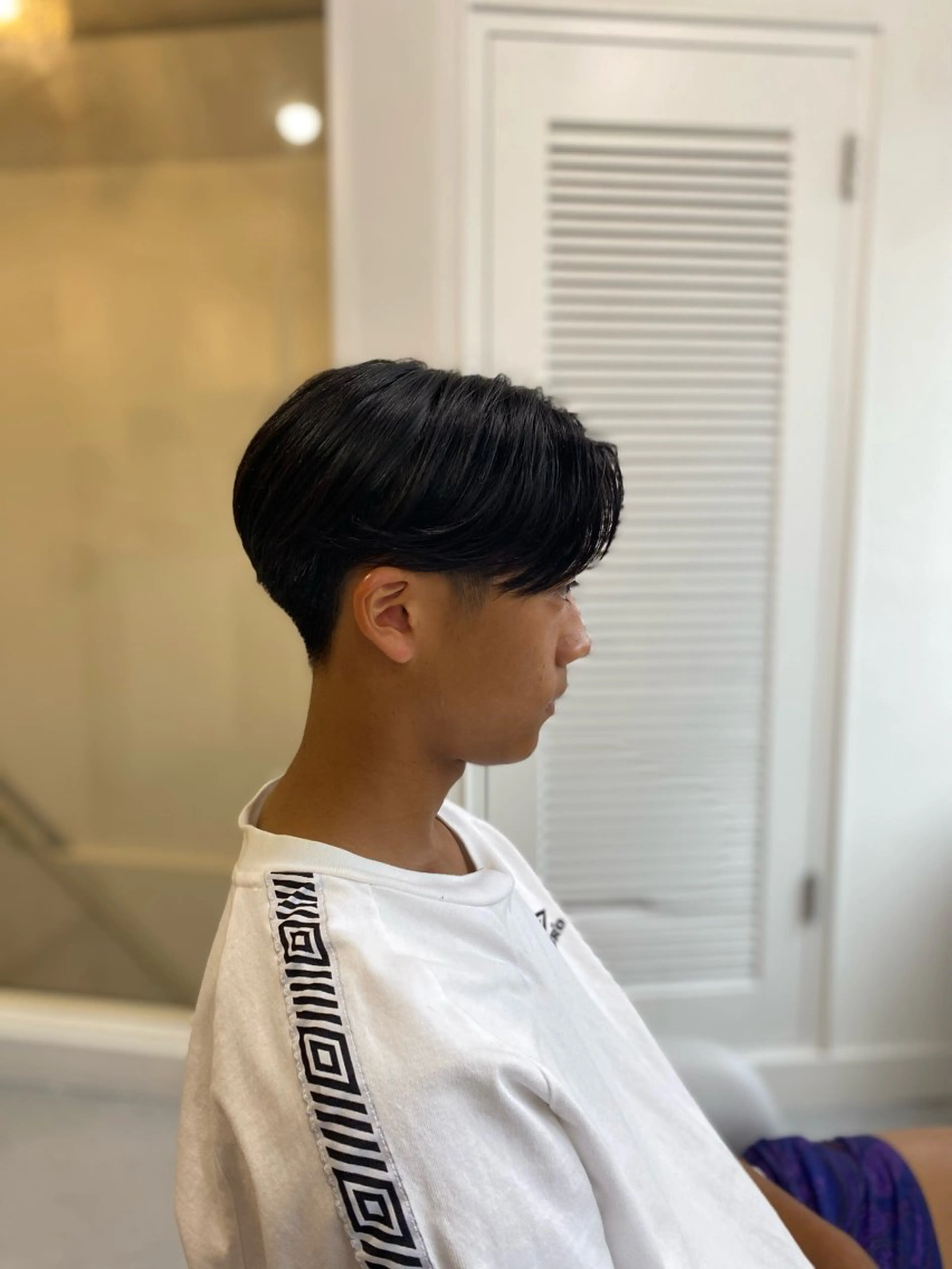 ショート 越坂部 桃子のヘアスタイル