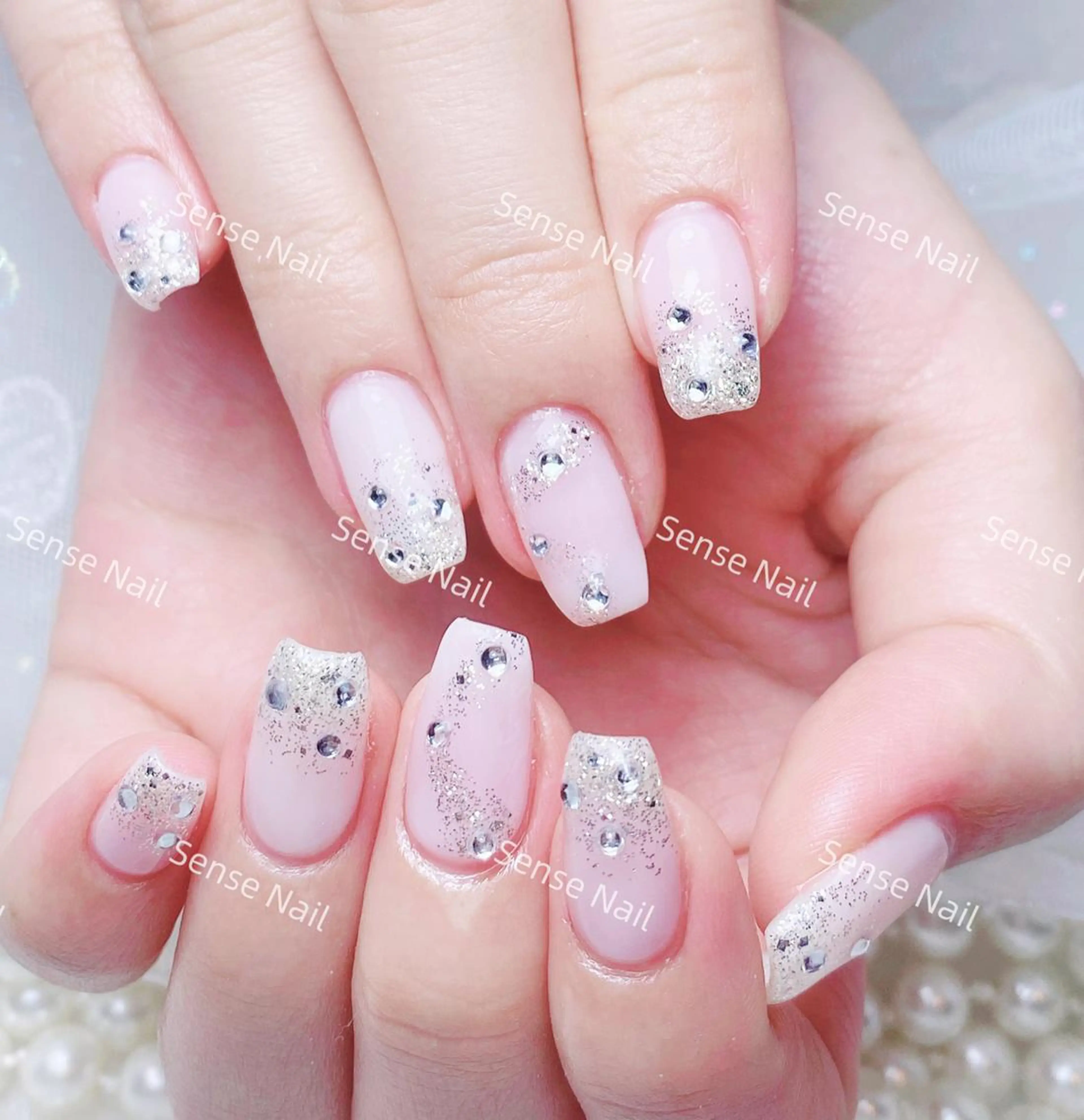 ネイル ハンドネイル ハンドケア Bunny 🐰のネイルデザイン
