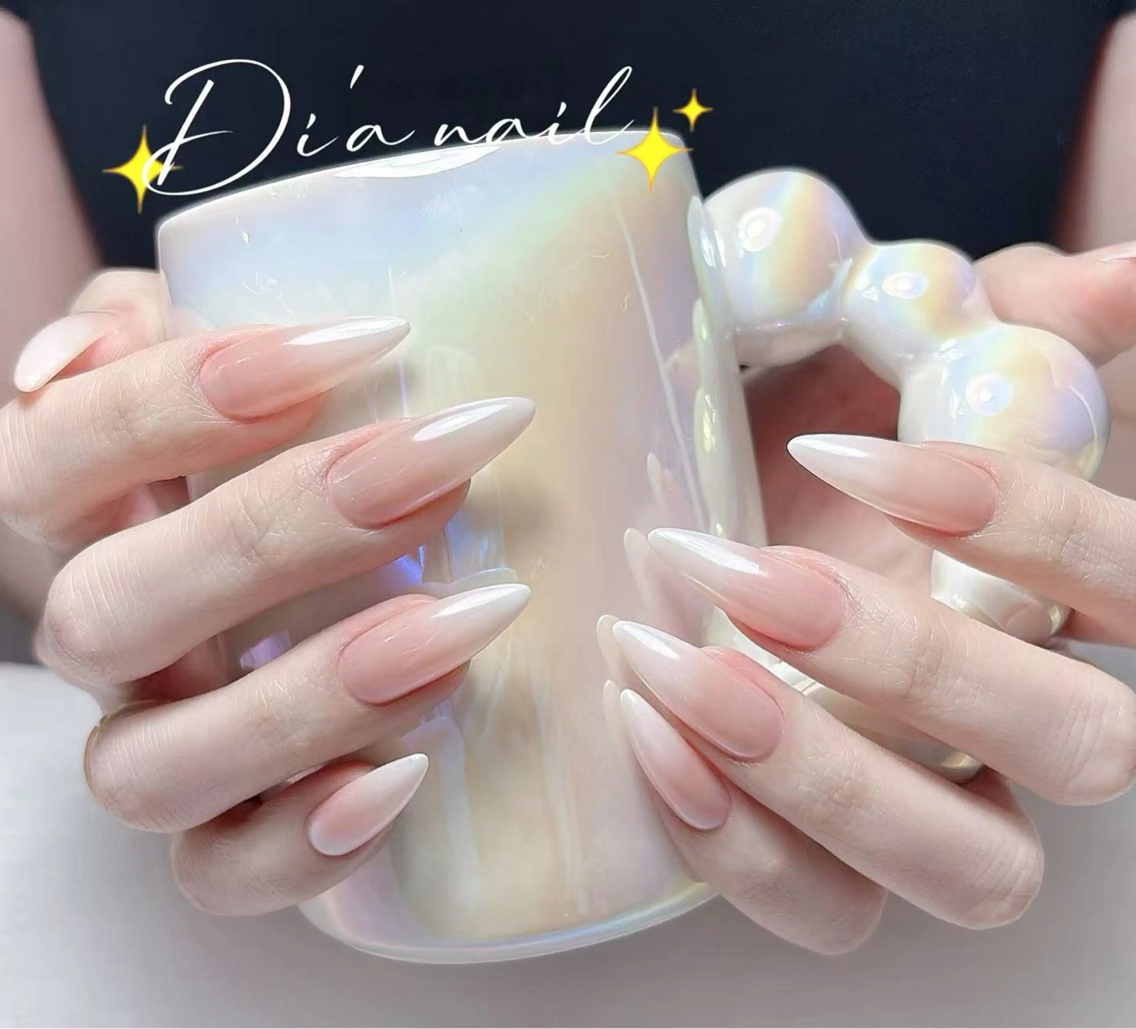 セミロング 戸井田 静香のネイルデザイン