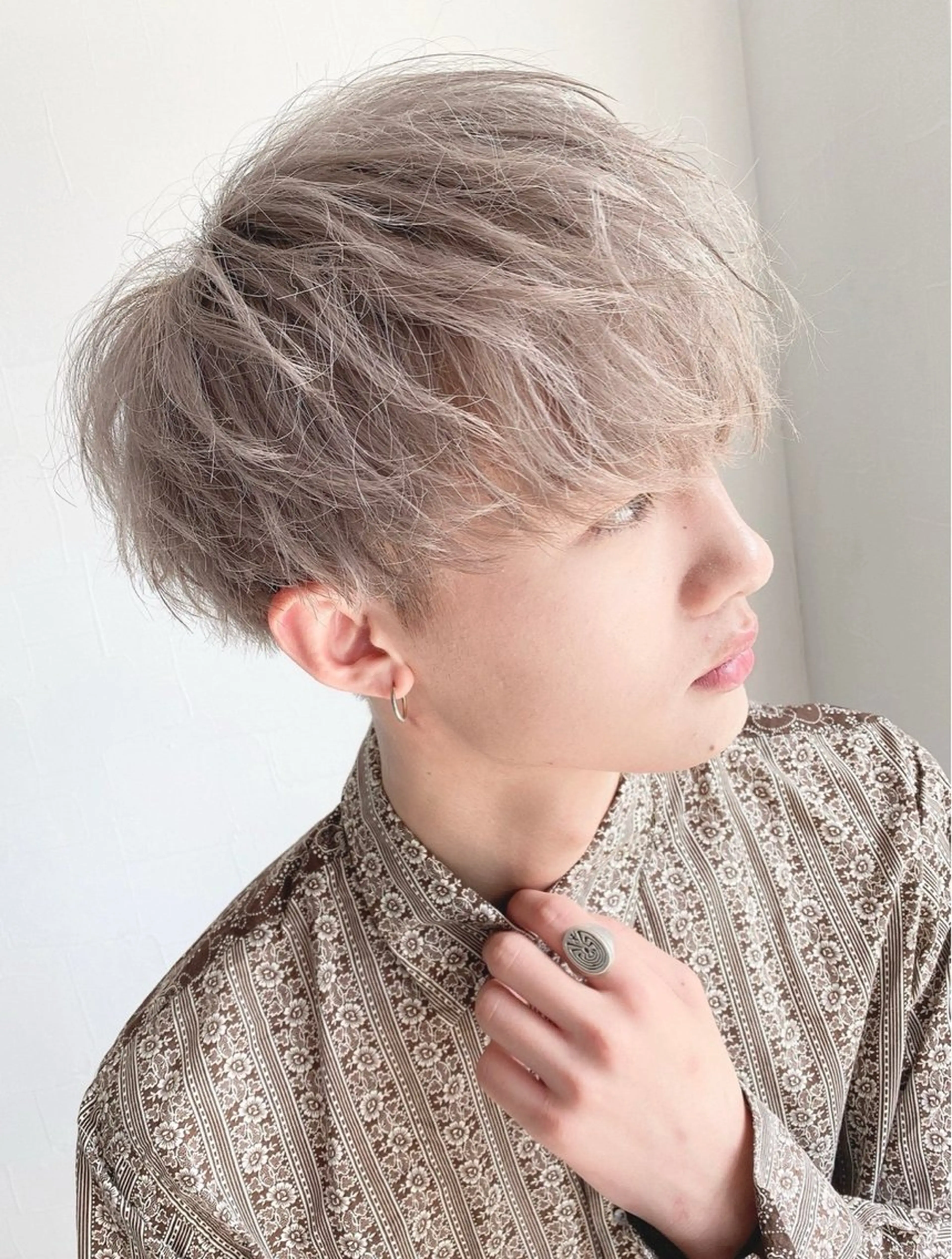 ショート カラー 上霜 菜月のヘアスタイル