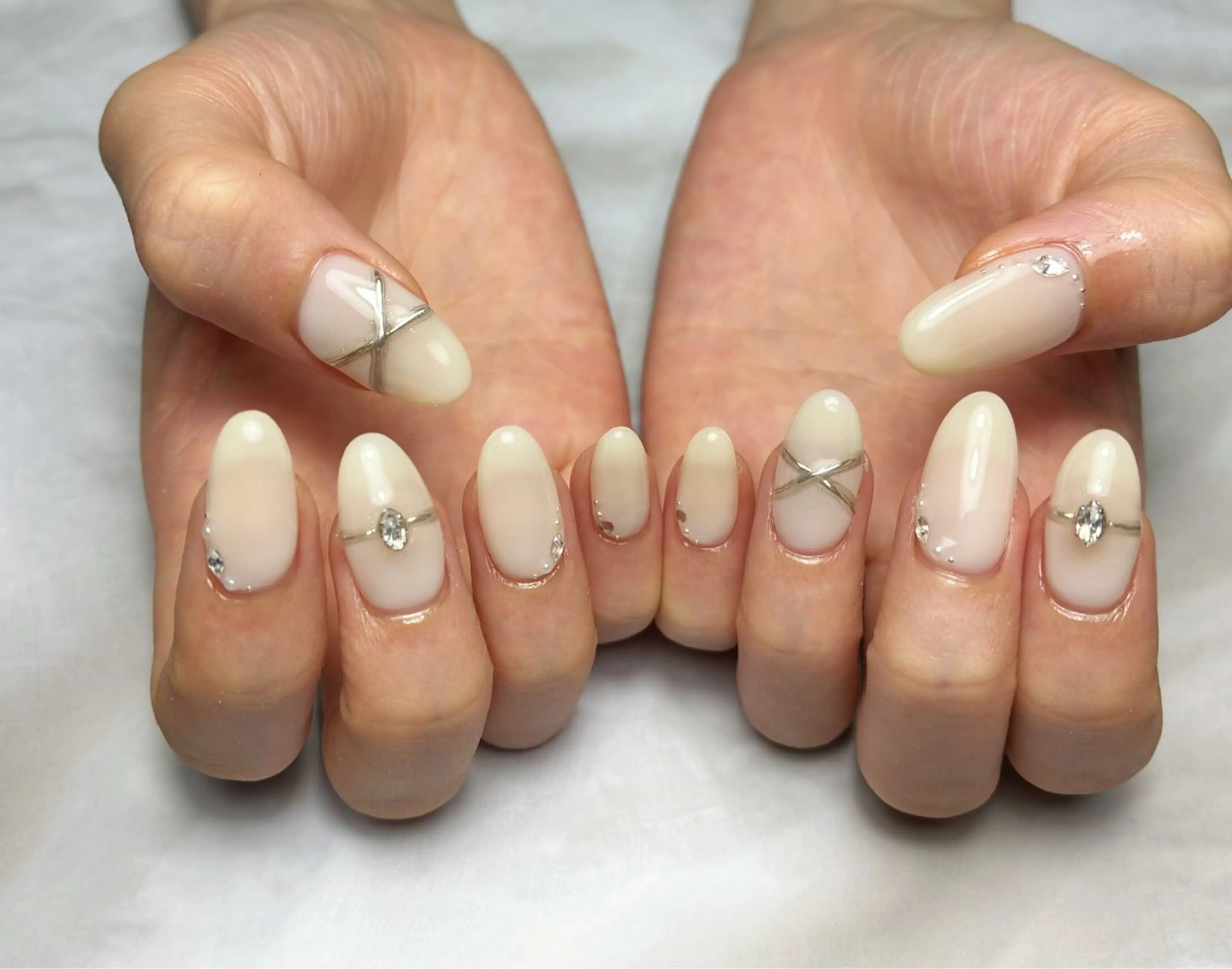 ネイル ハンドネイル ネイルサロン Bebeのネイルデザイン