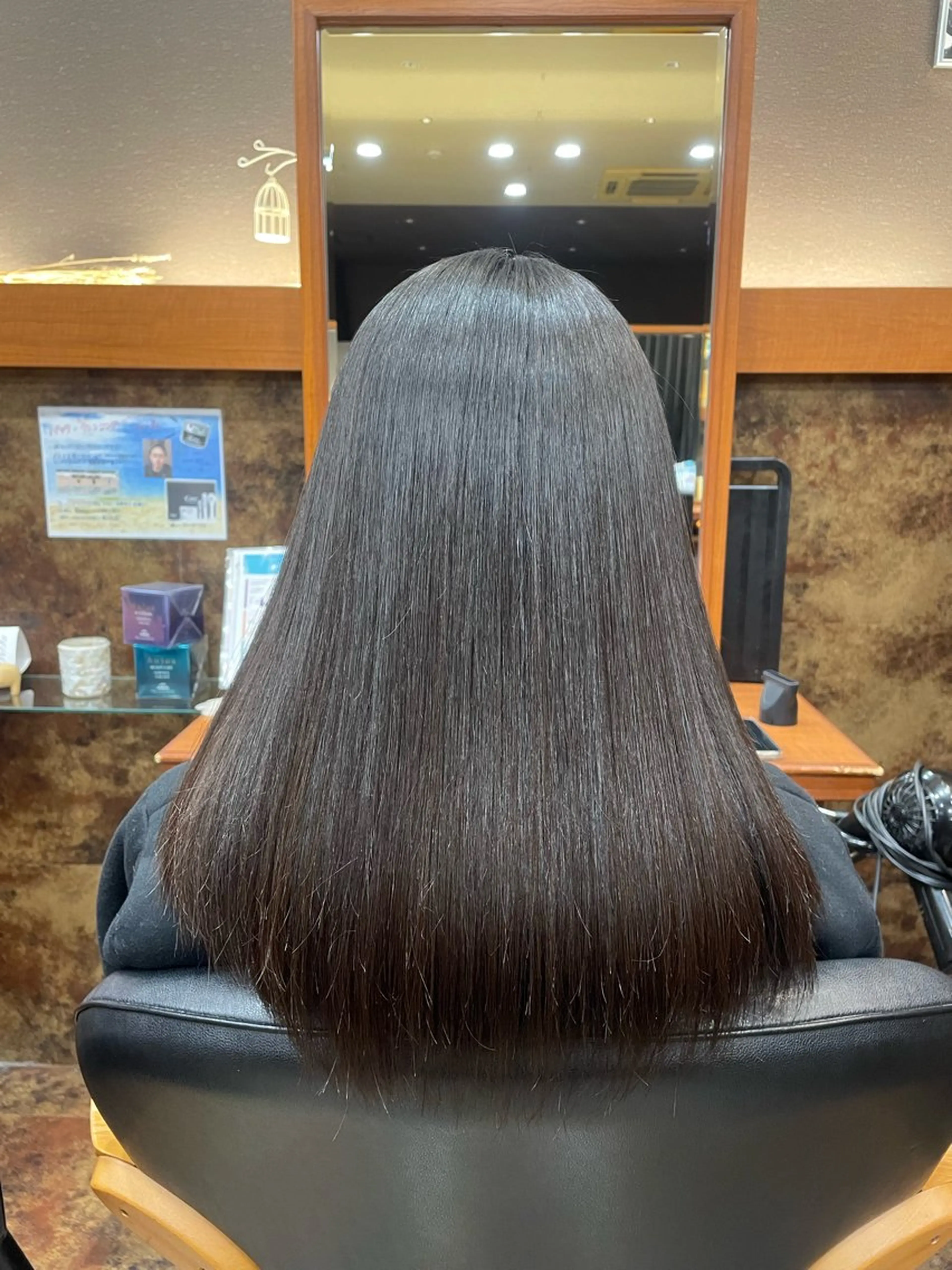 セミロング 縮毛矯正 🦋似合わせまつぱ 塩原香月🦋のマツエク・マツパデザイン