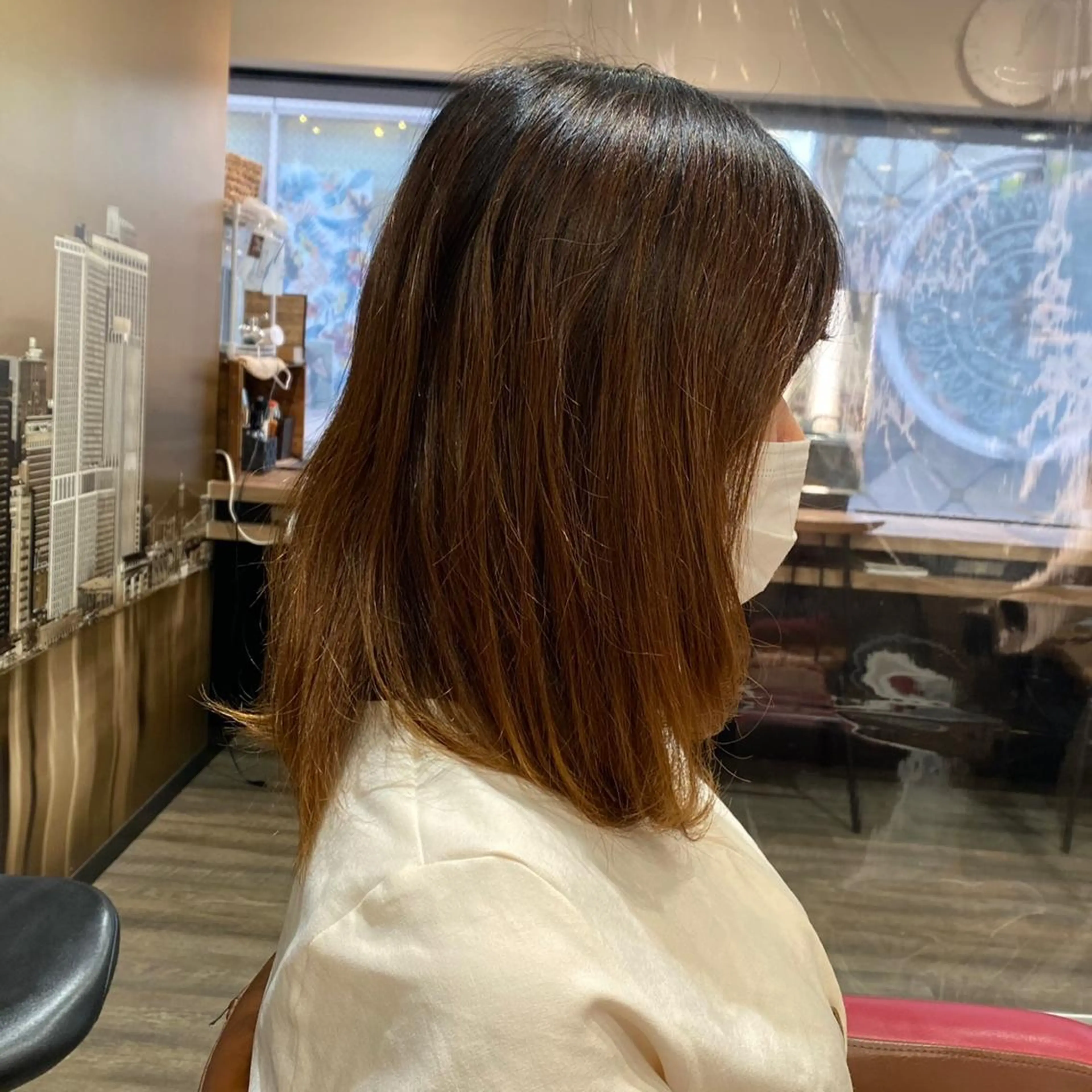 ショート アッシュ ボブ 髪質改善 レイヤーカット ショートヘア カット ヘアカラー トリートメント ショート〜ミディアム 喜多司のヘアスタイル