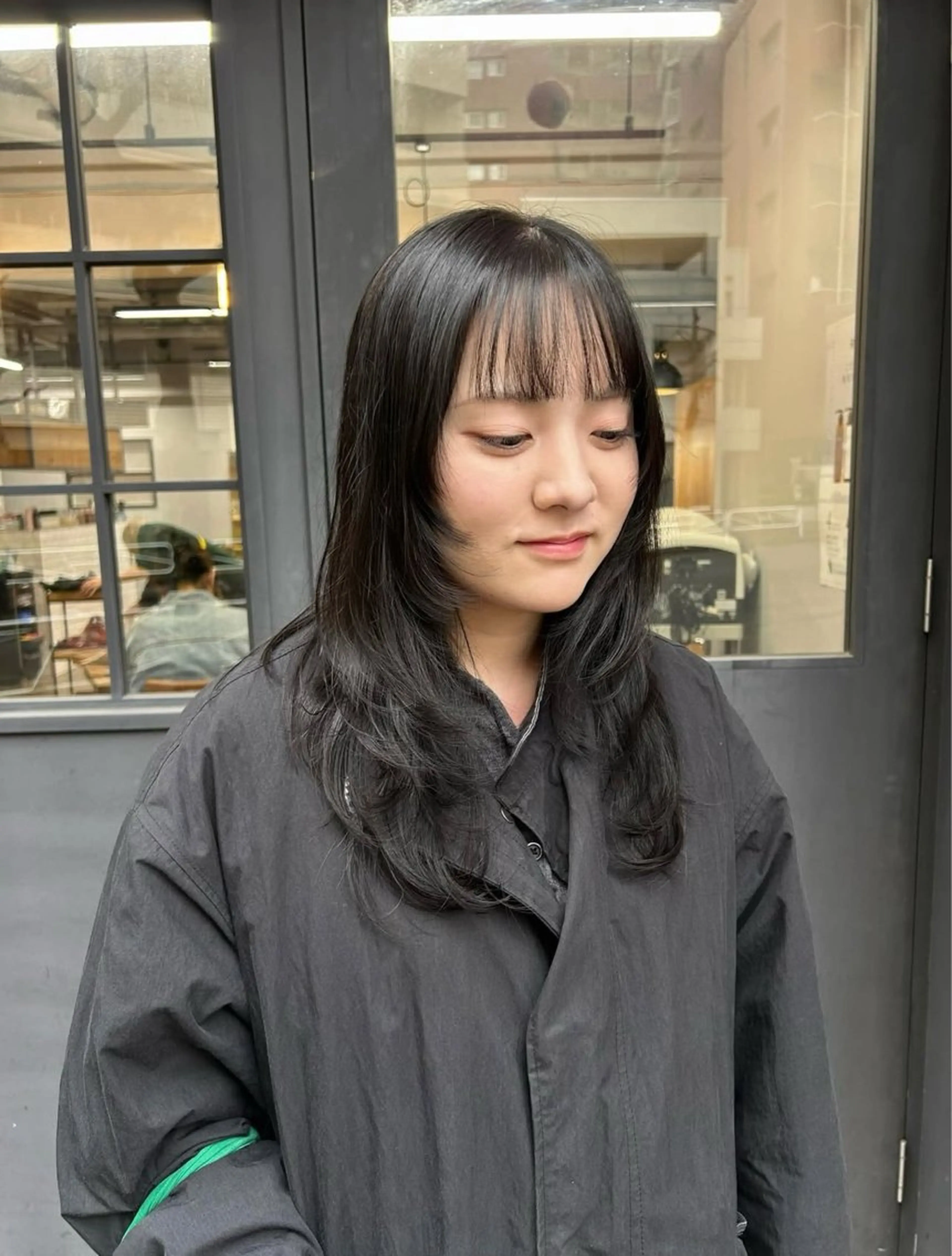 セミロング カラー レイヤーカット カット ヘアカラー トリートメント ラフで可愛いヘア 🐈‍⬛Rukaのヘアスタイル
