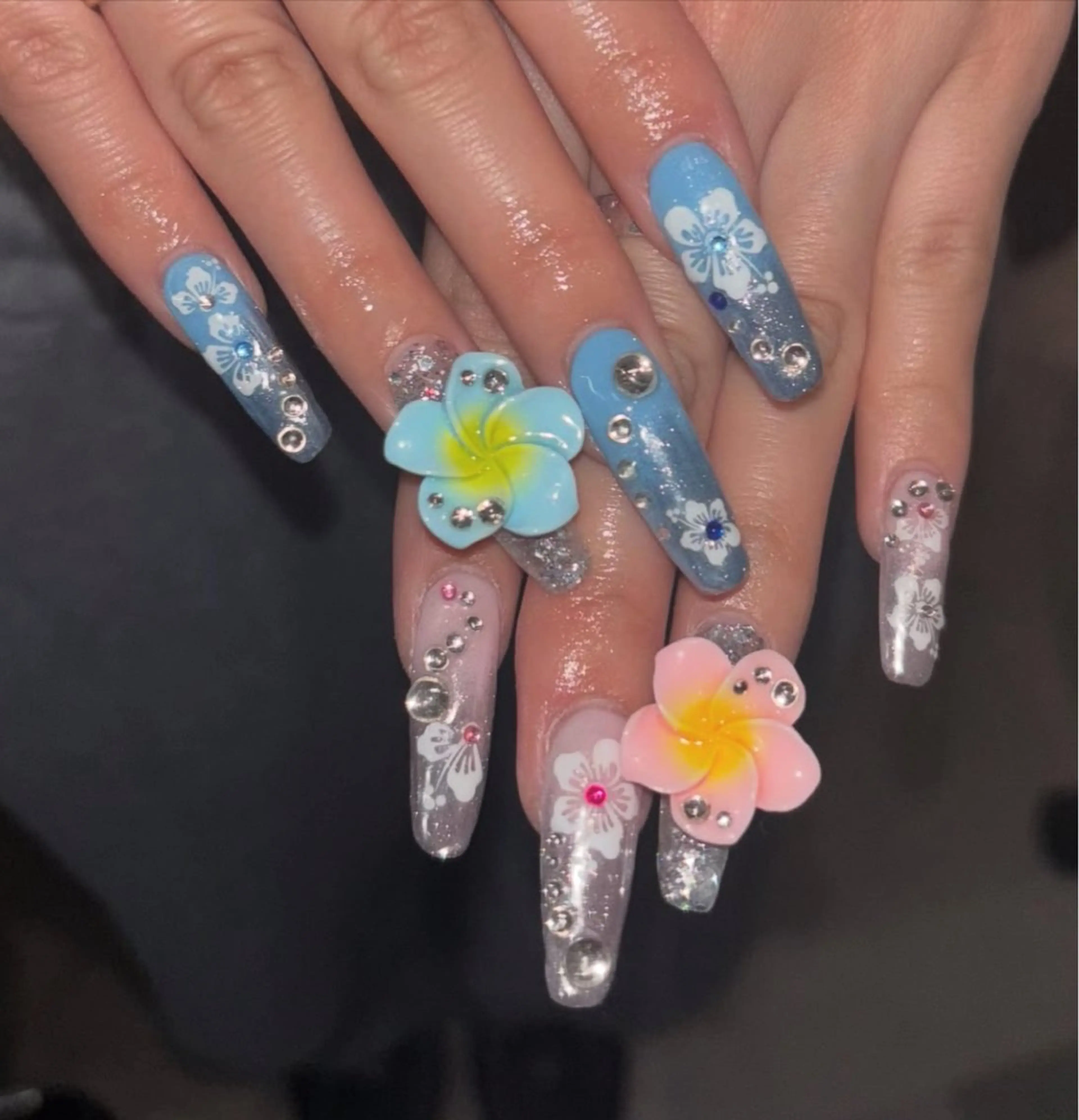 ネイル ハンドネイル 🐬Cxxu° Nail✝️のネイルデザイン