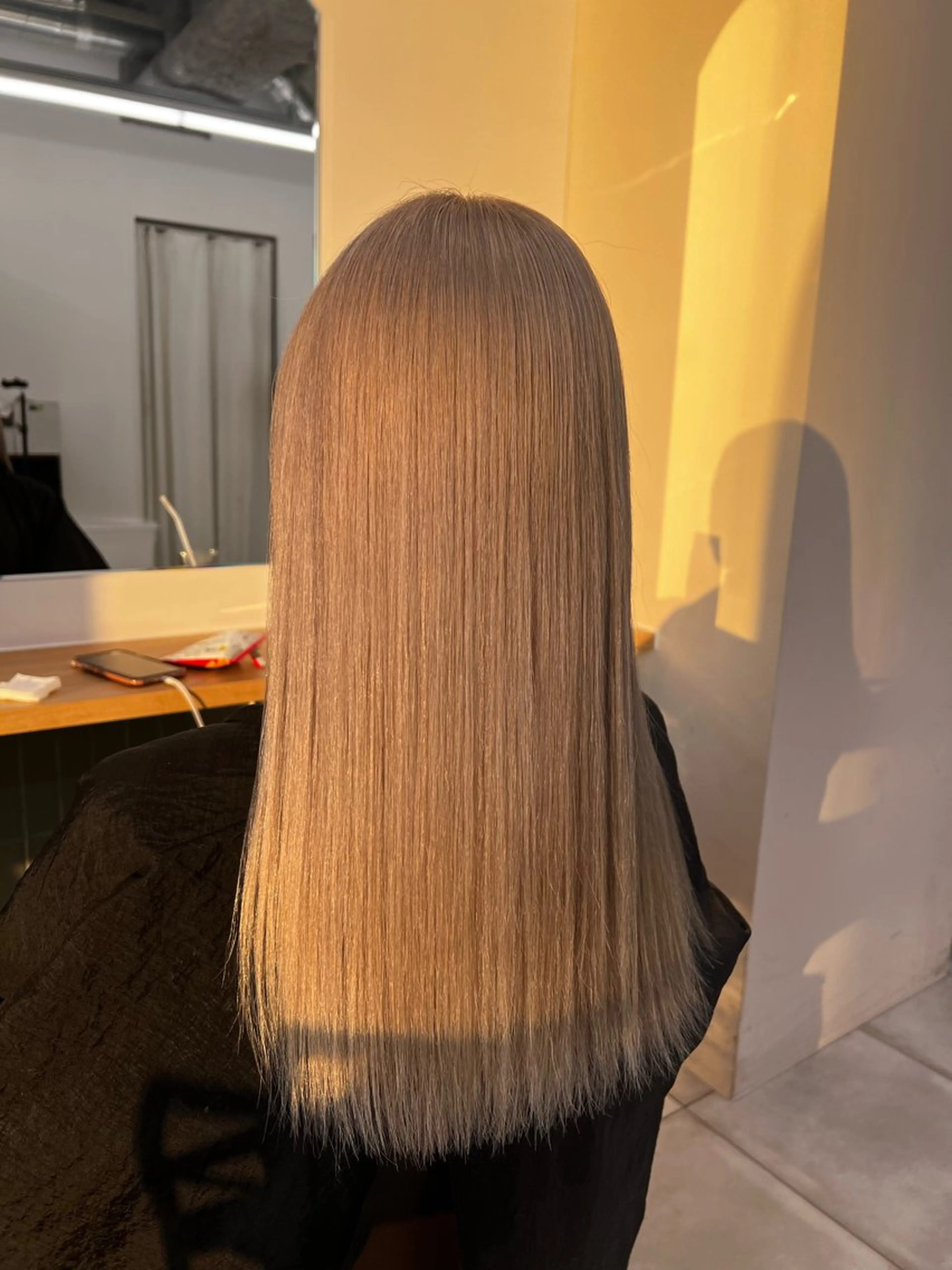 ロング カラー カット ヘアカラー トリートメント 赤みゼロ/透明感 カラー🌿KANTAのヘアスタイル