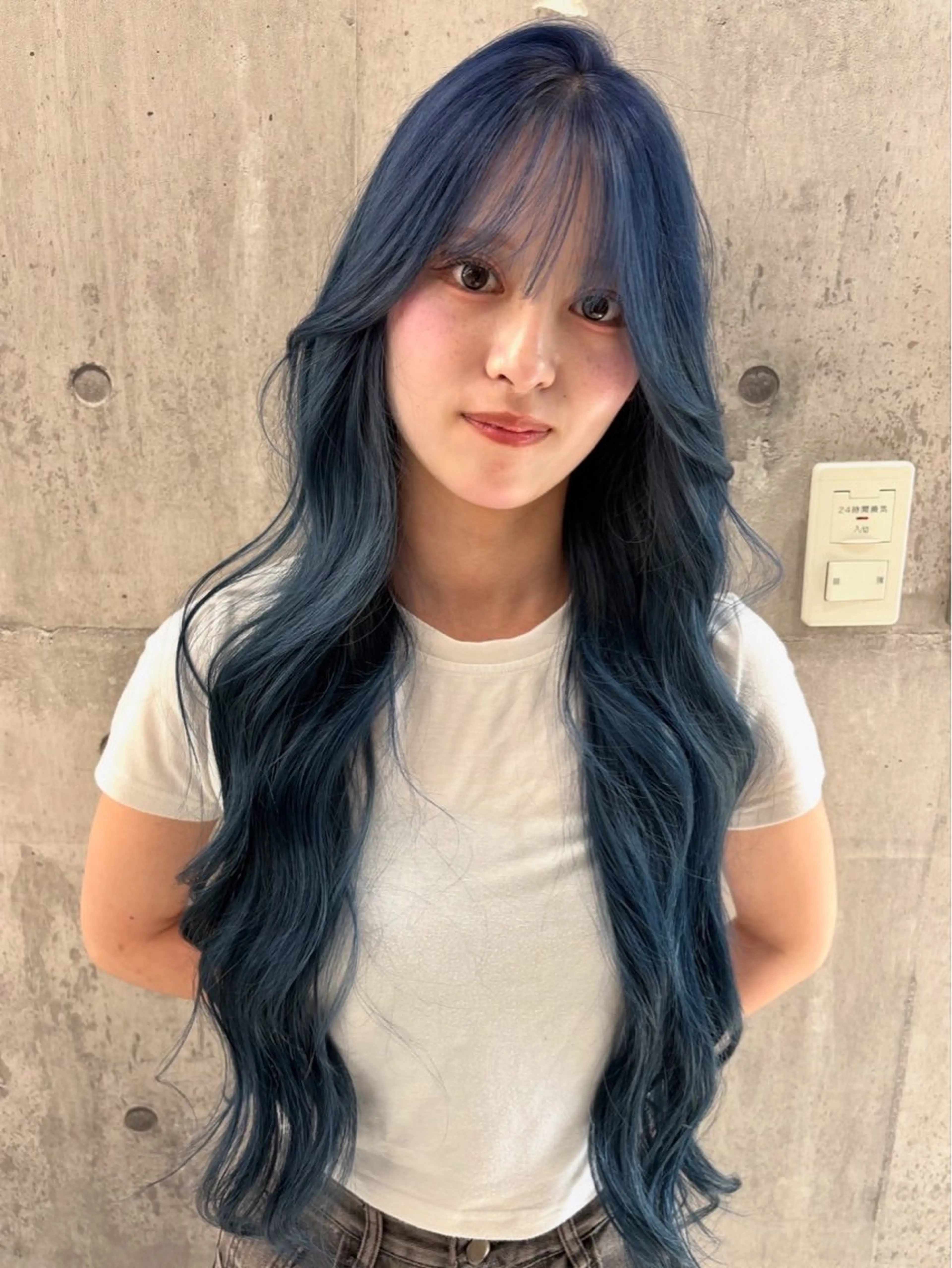 ロング カラー パーマ ヘアアレンジ メンズ キッズ ヘアカラー トリートメント レイヤー×ハイトーン / mihana🪐のヘアスタイル