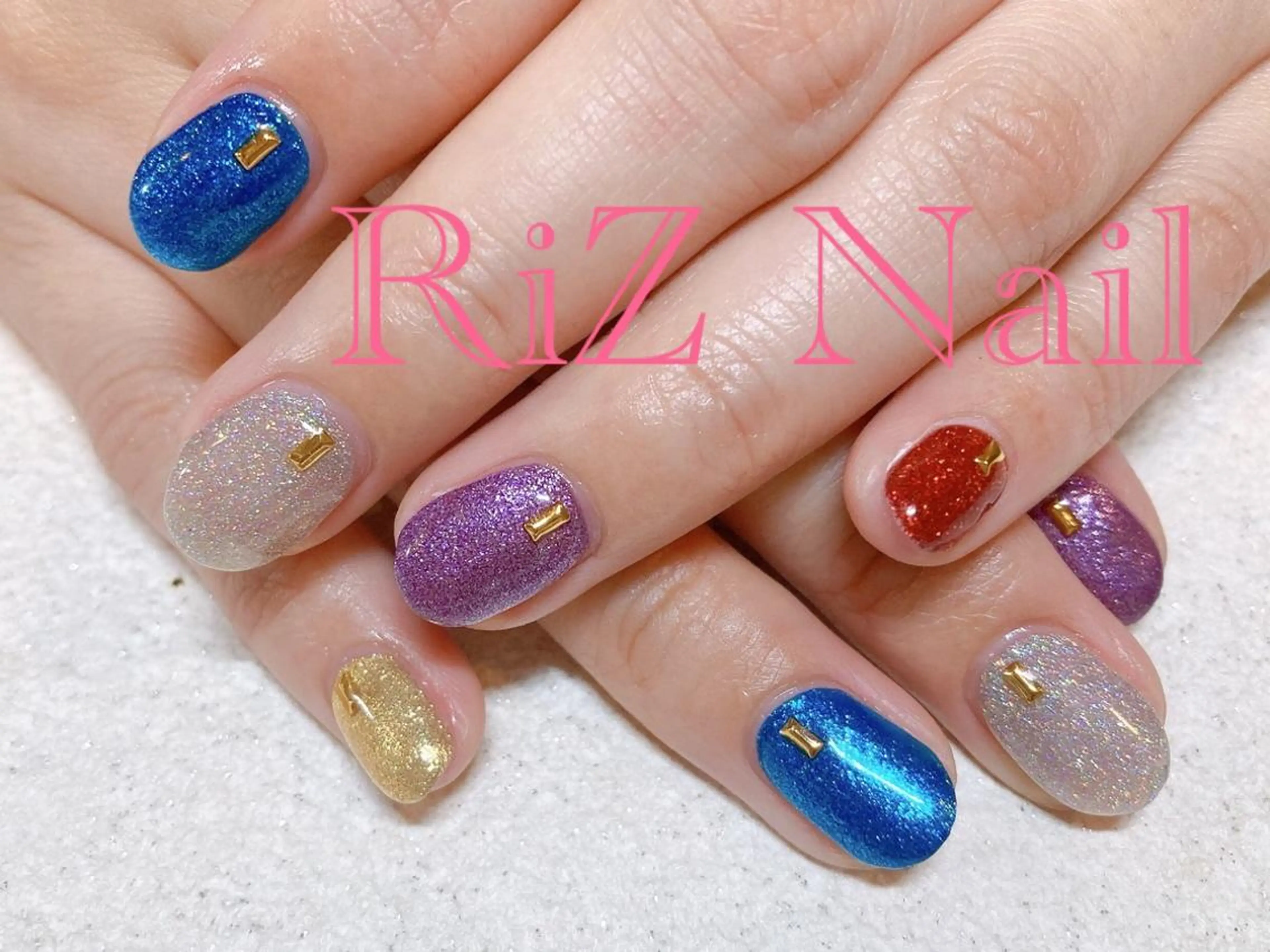 ネイル キラキラネイル ワンカラーネイル RiZ nail salonのネイルデザイン