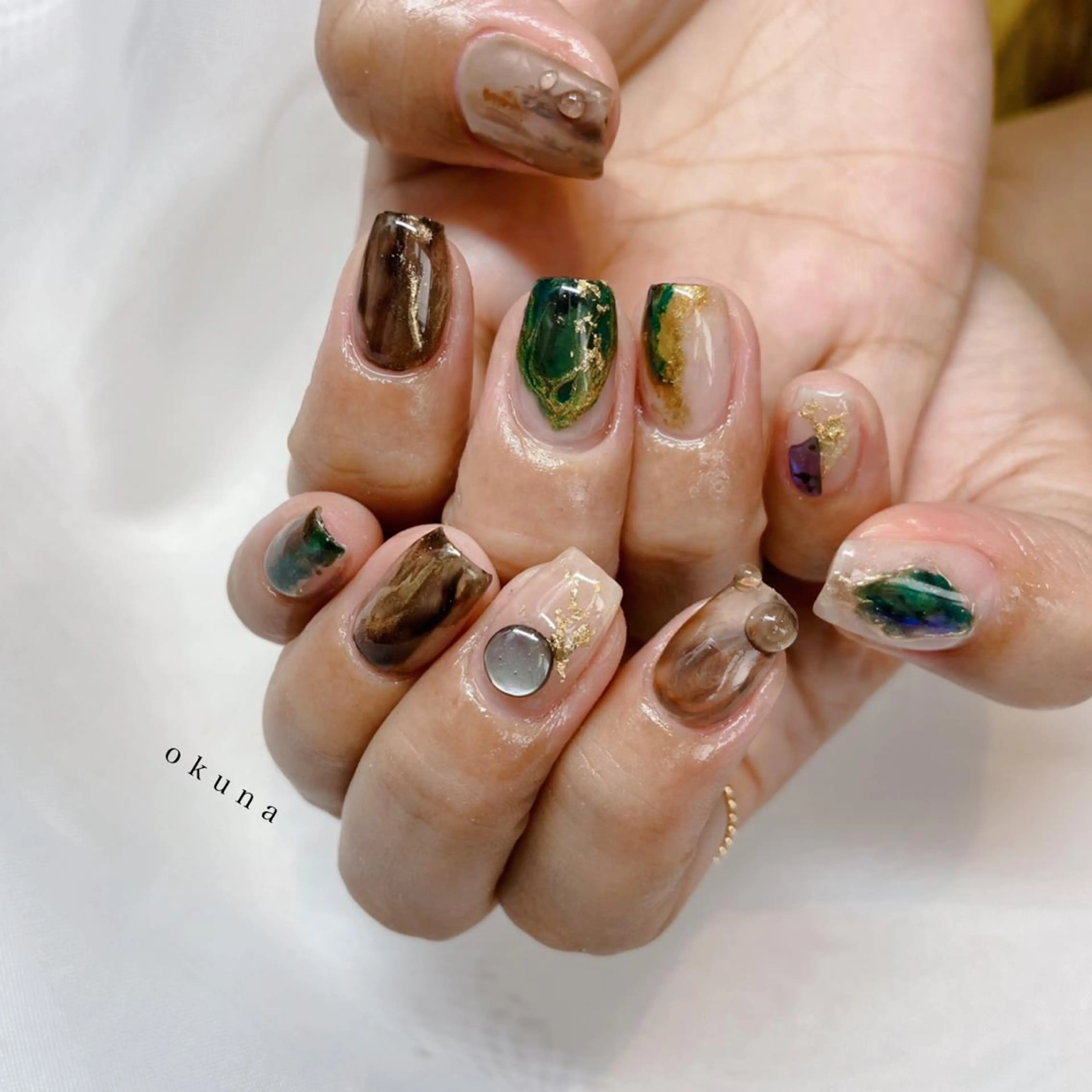 ネイル ニュアンスネイル ハンドネイル パンチャパンチャ ネイルサロンのネイルデザイン