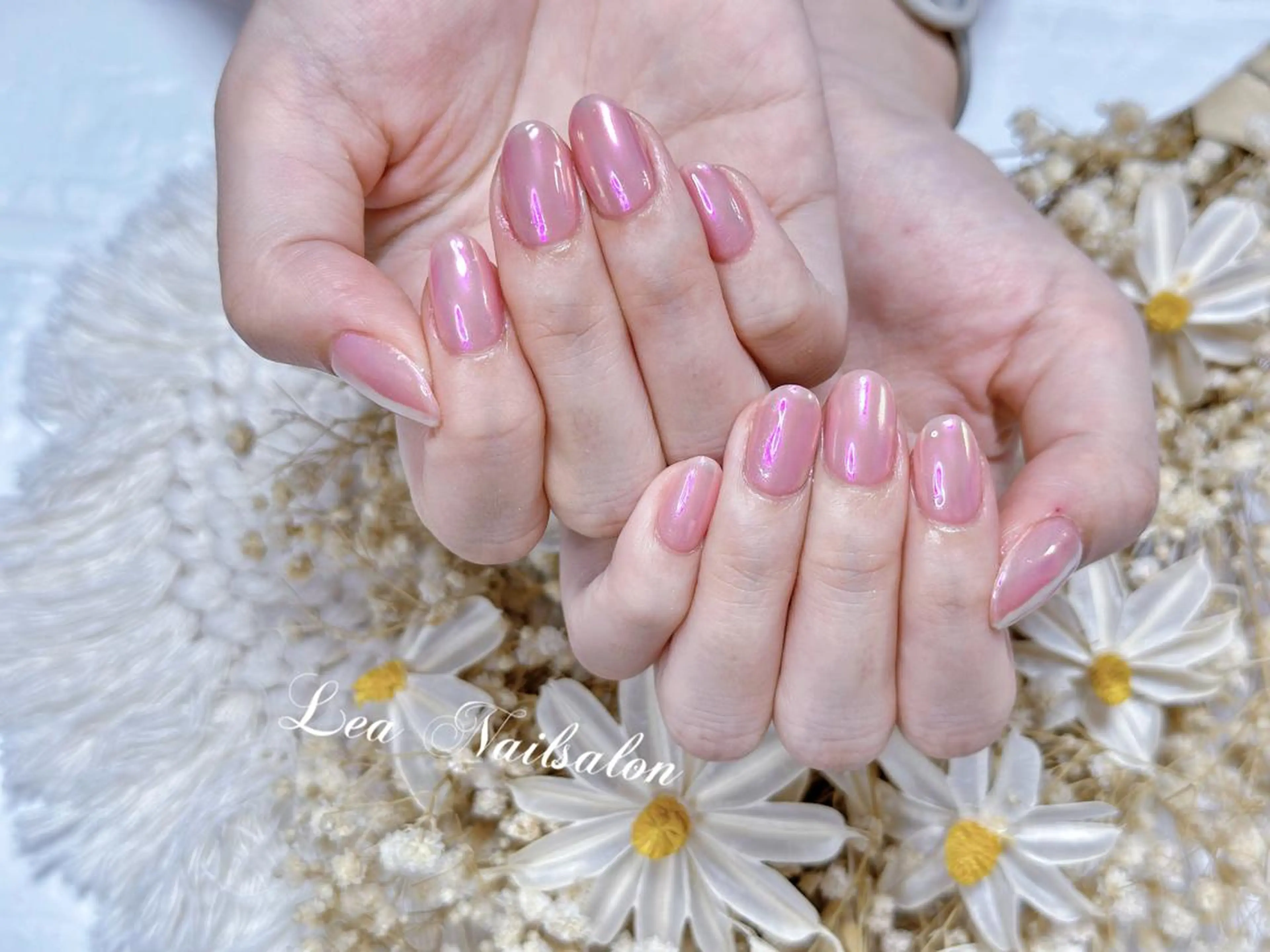 ショート カラー ネイル Le’a NailSalonのネイルデザイン