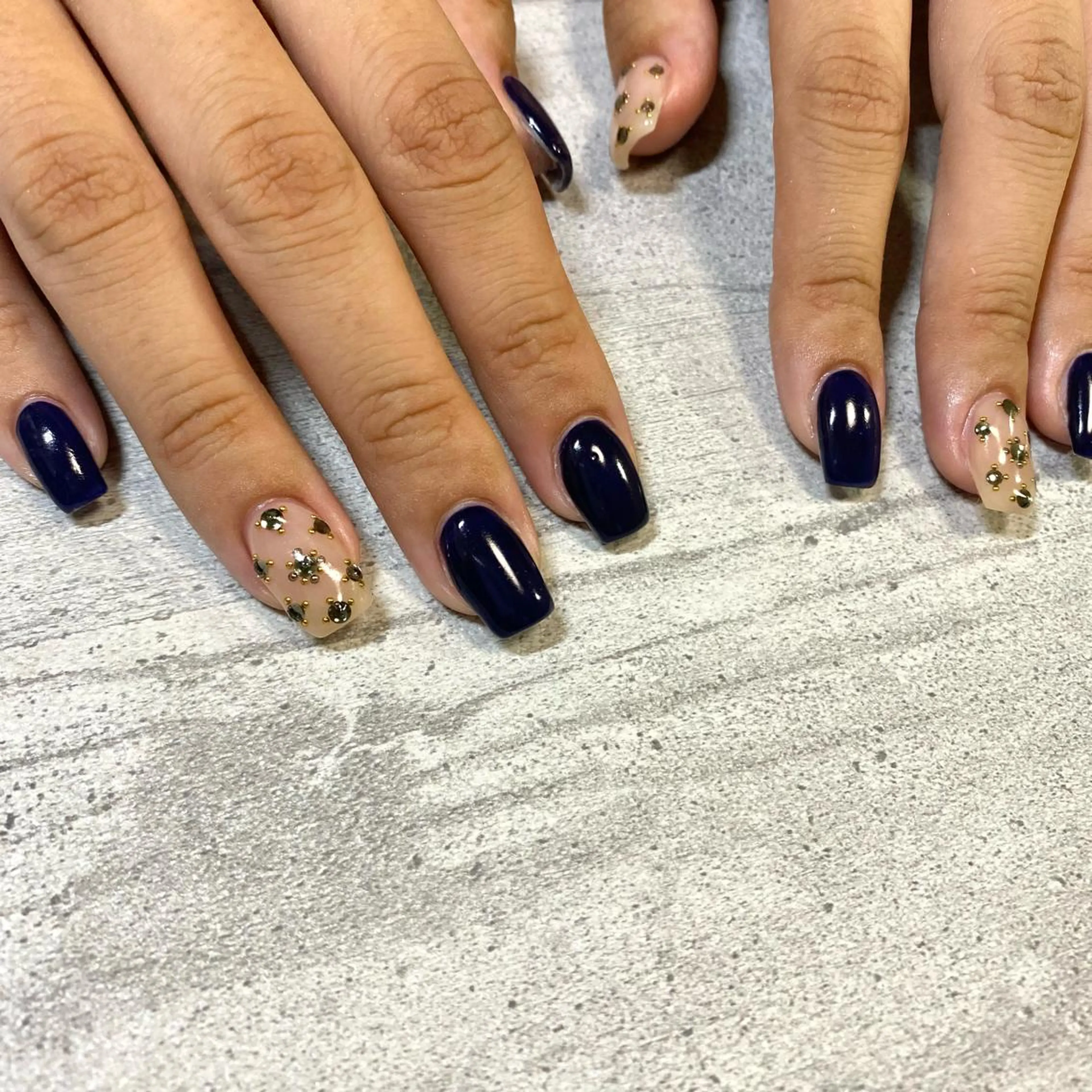 ショート カラー パーマ ヘアアレンジ メンズ キッズ ネイル マツエク・マツパ アイブロウ 眉カラー ストーンネイル 今福鶴見ネイル 8(ｴｲﾄ)のネイルデザイン