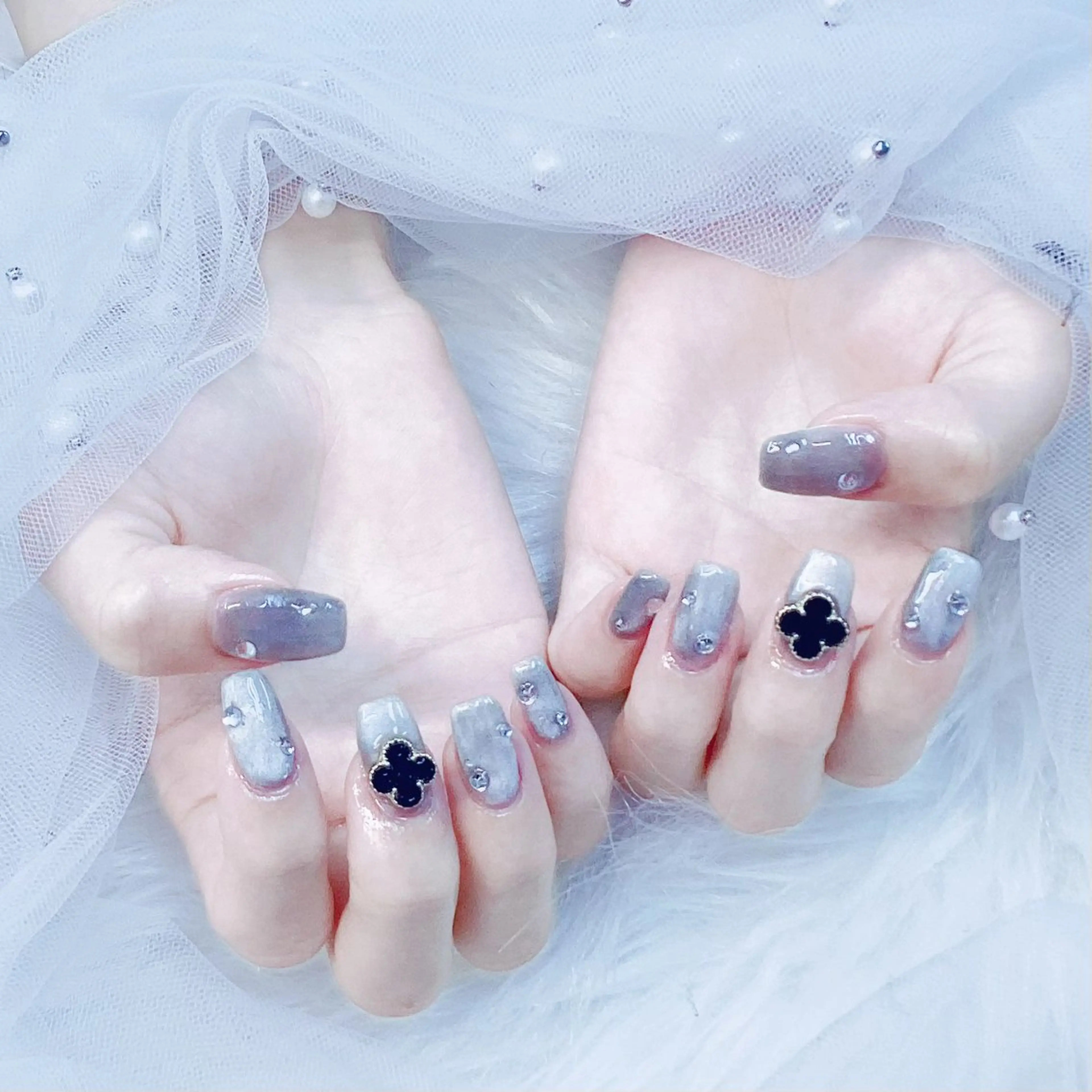 ネイル パーツ全部¥110 サロンミミのネイルデザイン