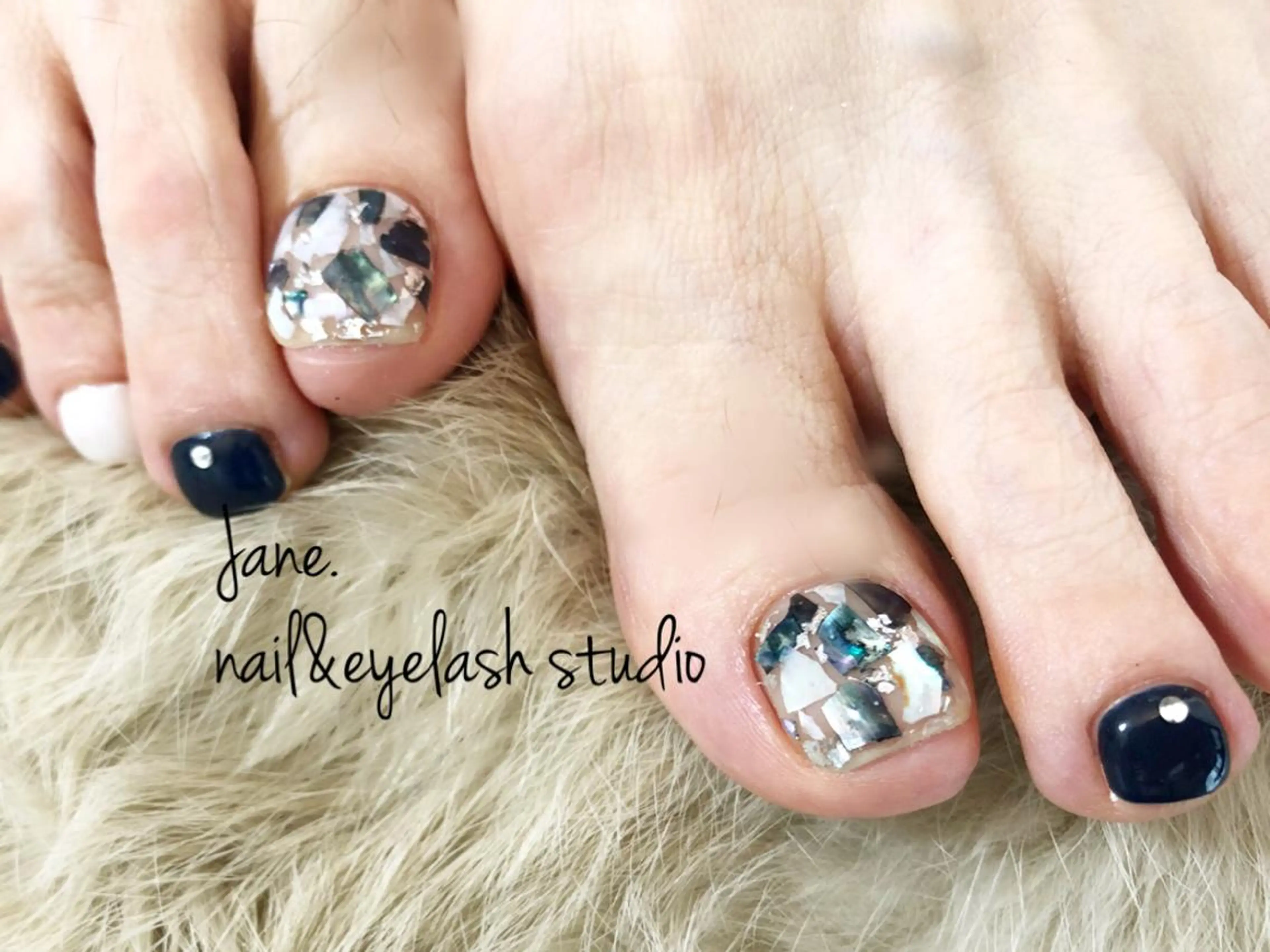 ネイル ハンドネイル フットネイル Yakko pas á pasのネイルデザイン