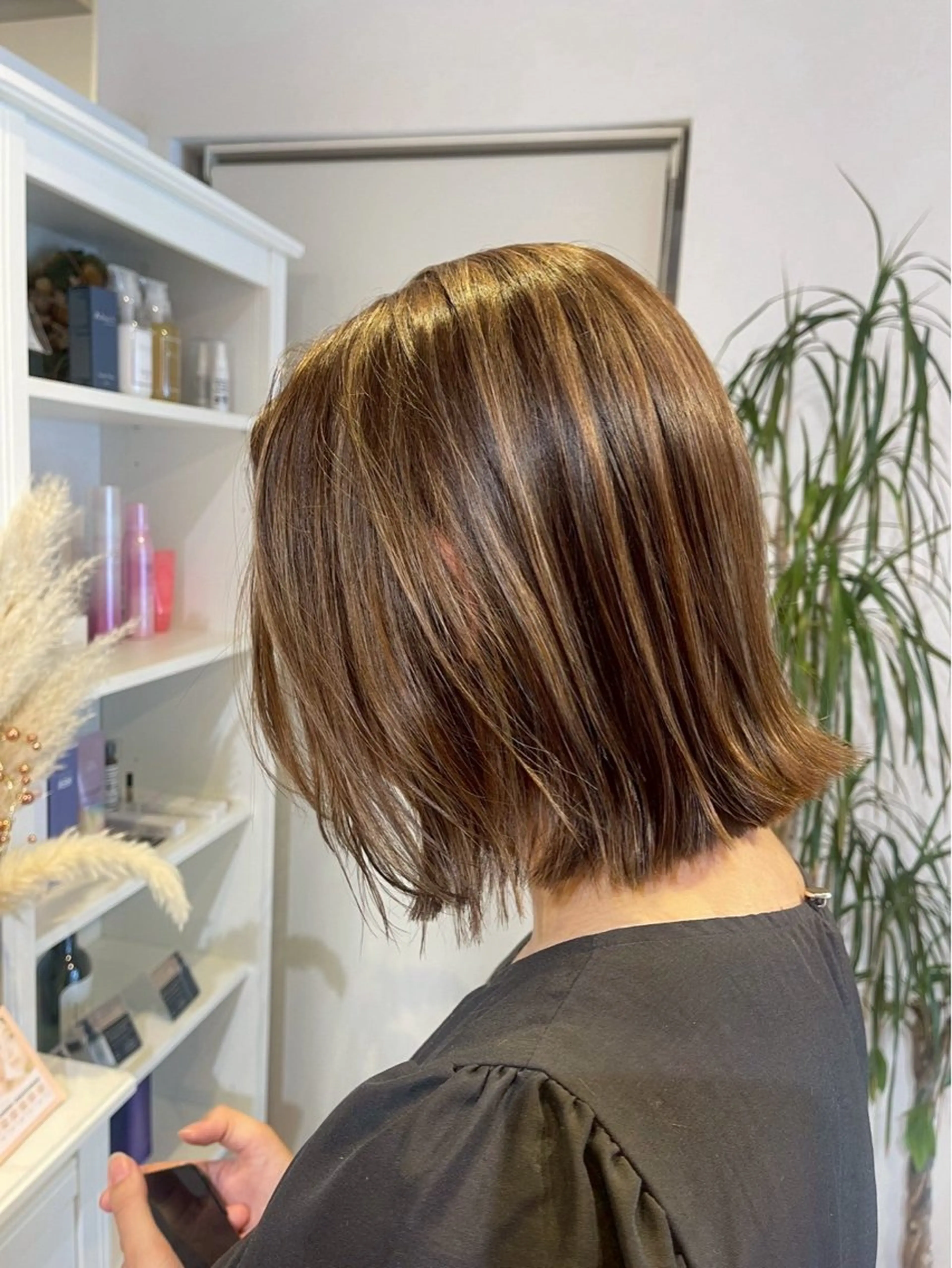 ショート カラー ハイライトカラー ハイライト 神田 紗羽のヘアスタイル