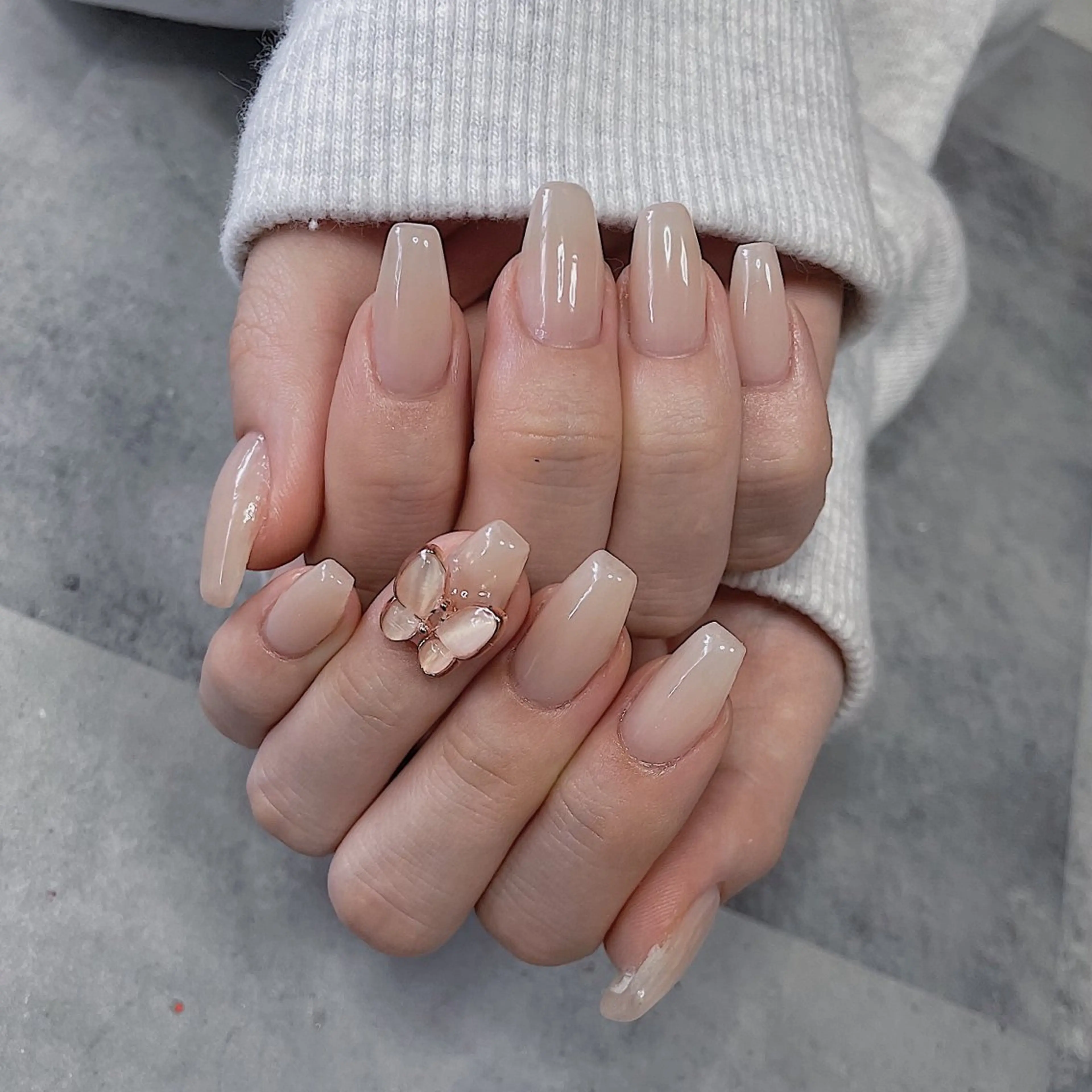 ミディアム ハンドネイル SYU'NAIL /YUKIのネイルデザイン