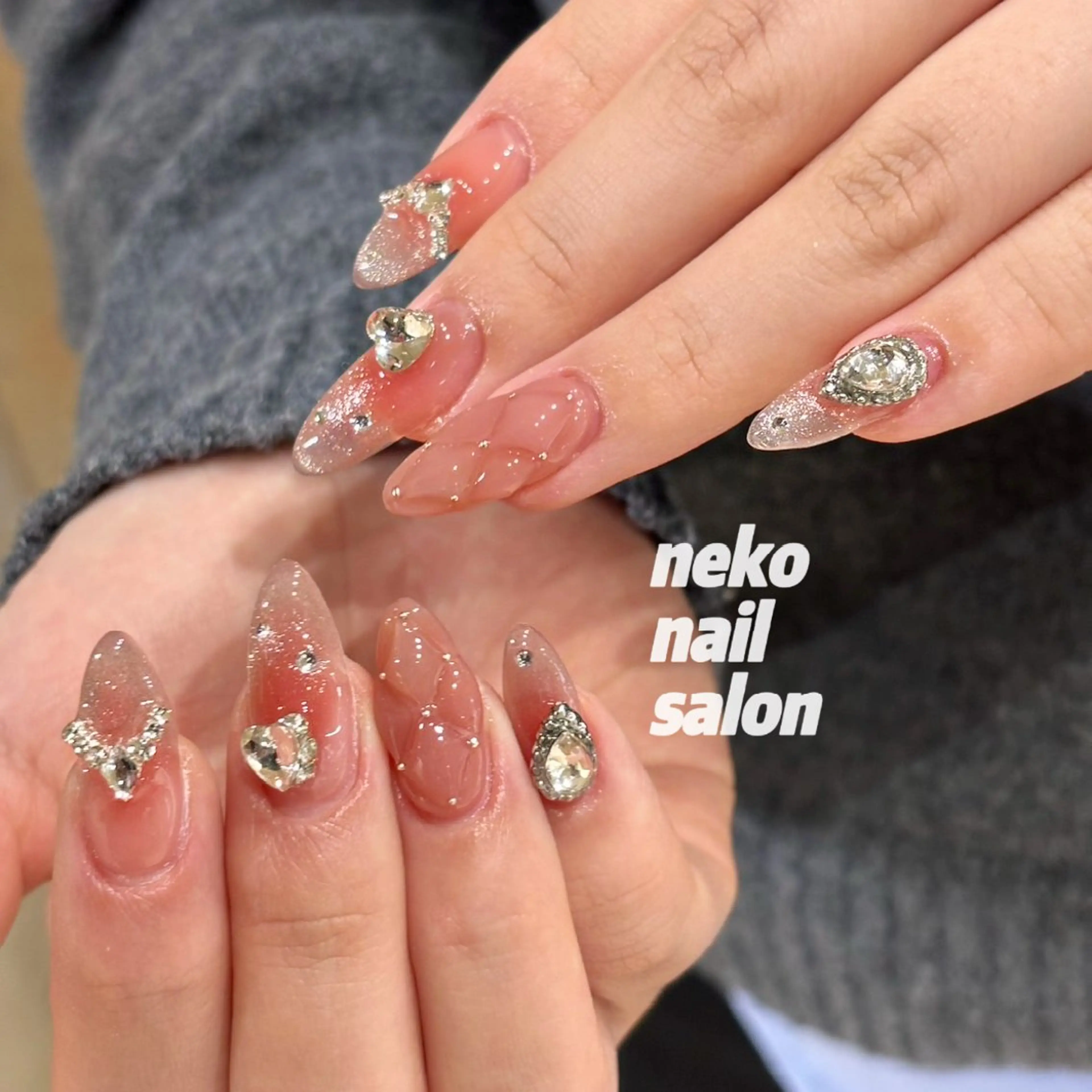 ネイル チークネイル フレンチネイル マグネットネイル マグネットフレンチ ハンドネイル neko nailのネイルデザイン