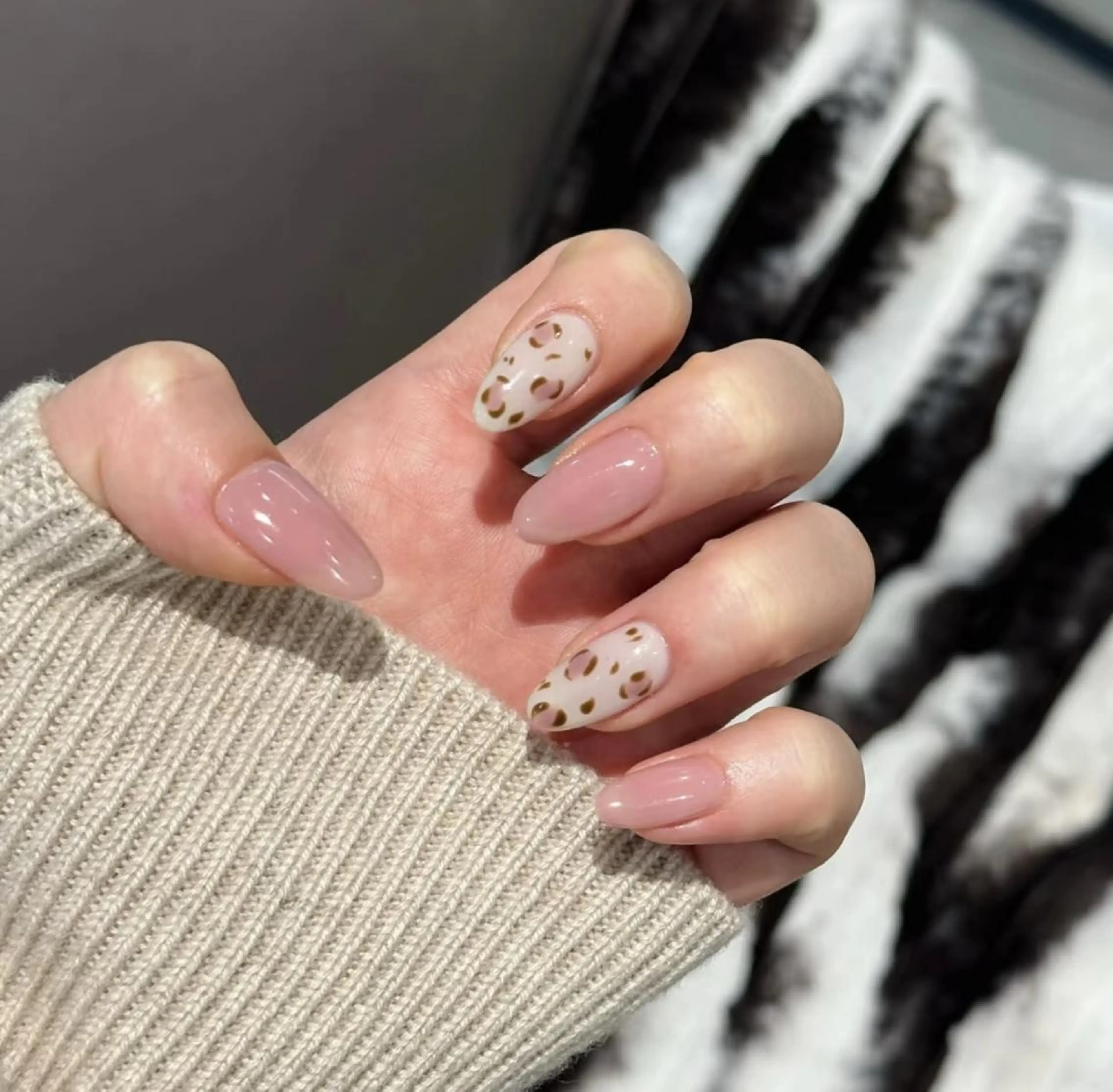 ネイル ハンドネイル ハンドケア 🍑 momo_nailのネイルデザイン