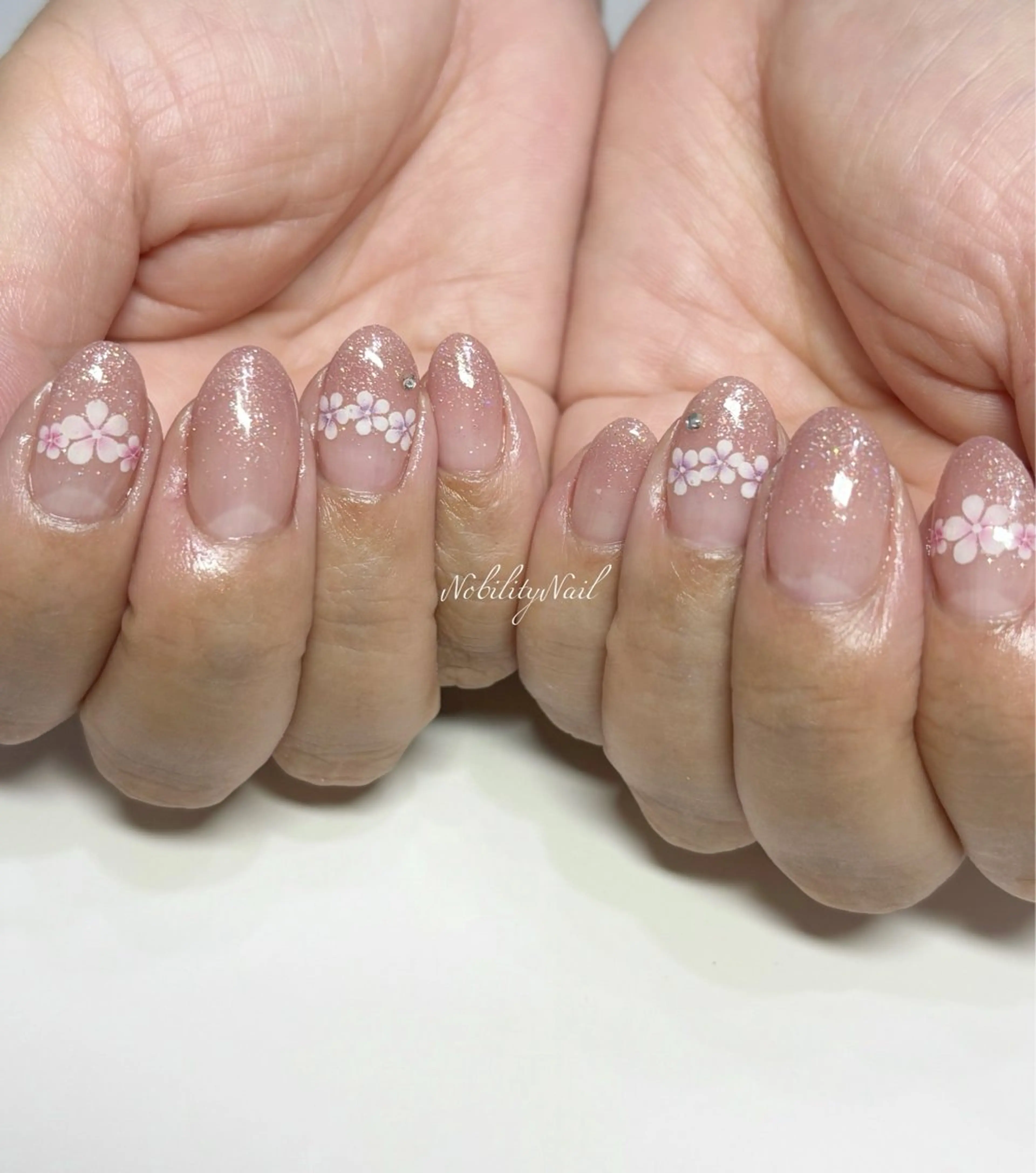 ネイル フラワーネイル ネイルサロンNobilityNail所属・風口 麻由子のネイルデザイン