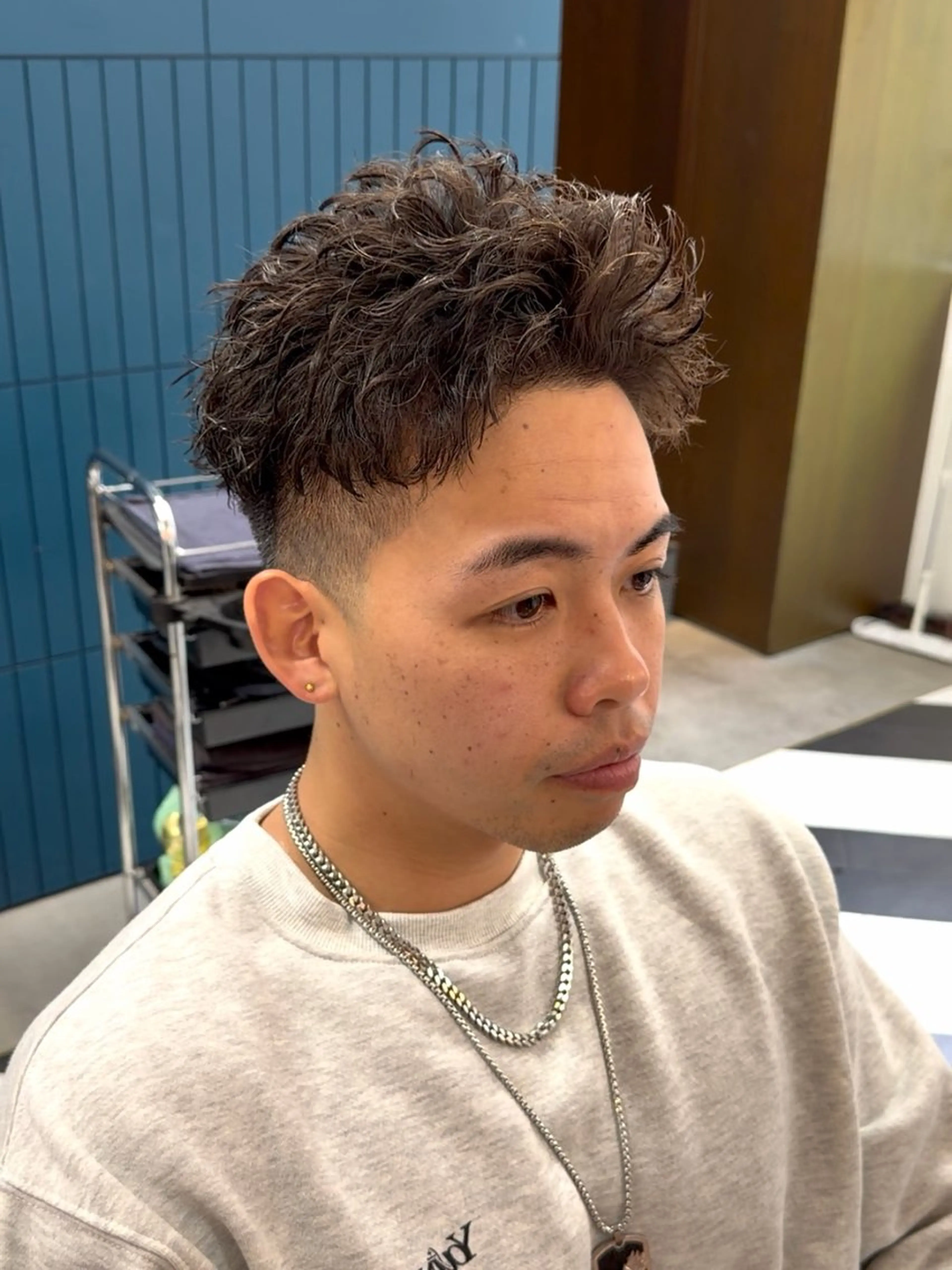 ショート カラー パーマ ヘアアレンジ メンズ 伊藤 陸のヘアスタイル