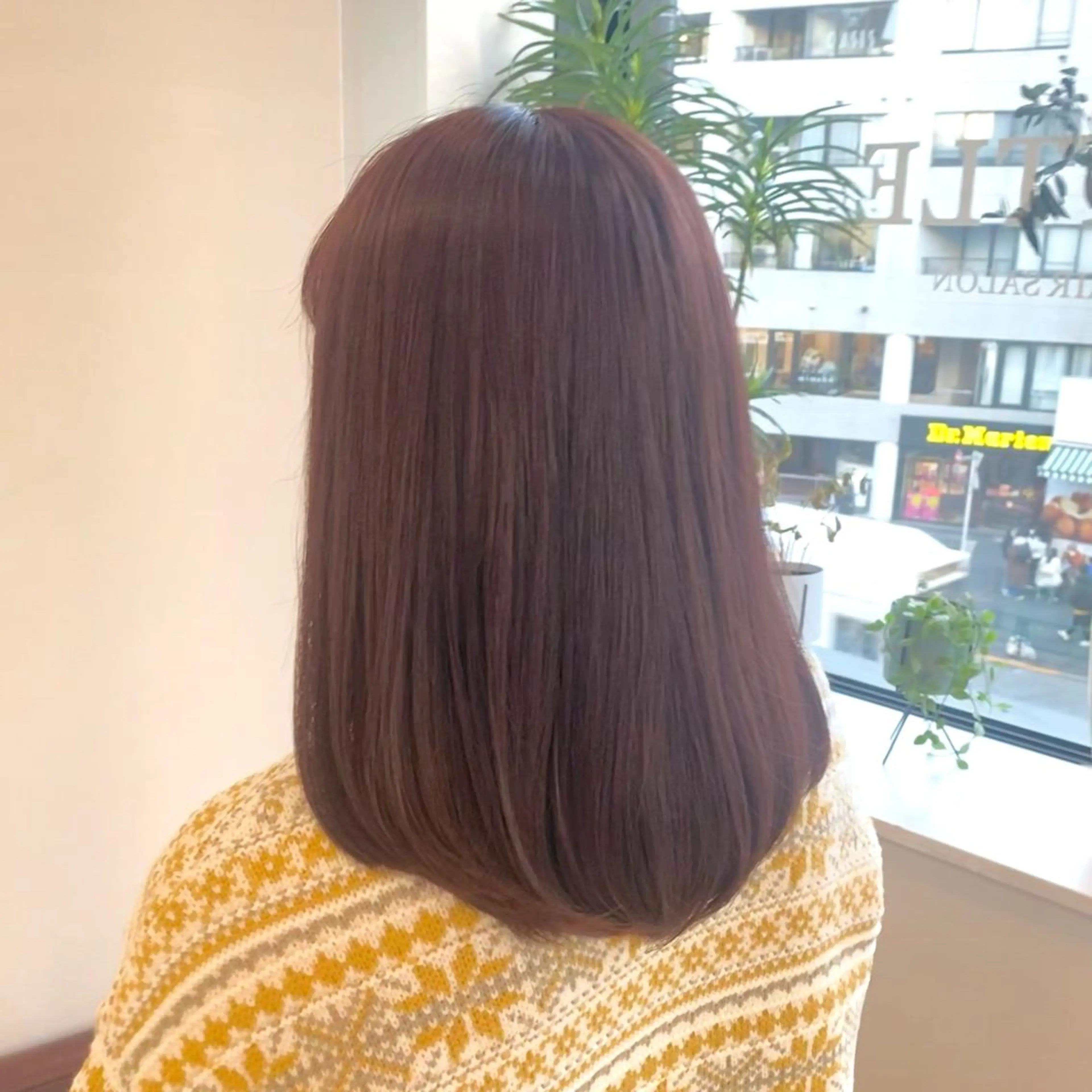 ミディアム カット ヘアカラー トリートメント 吉原 みえのヘアスタイル