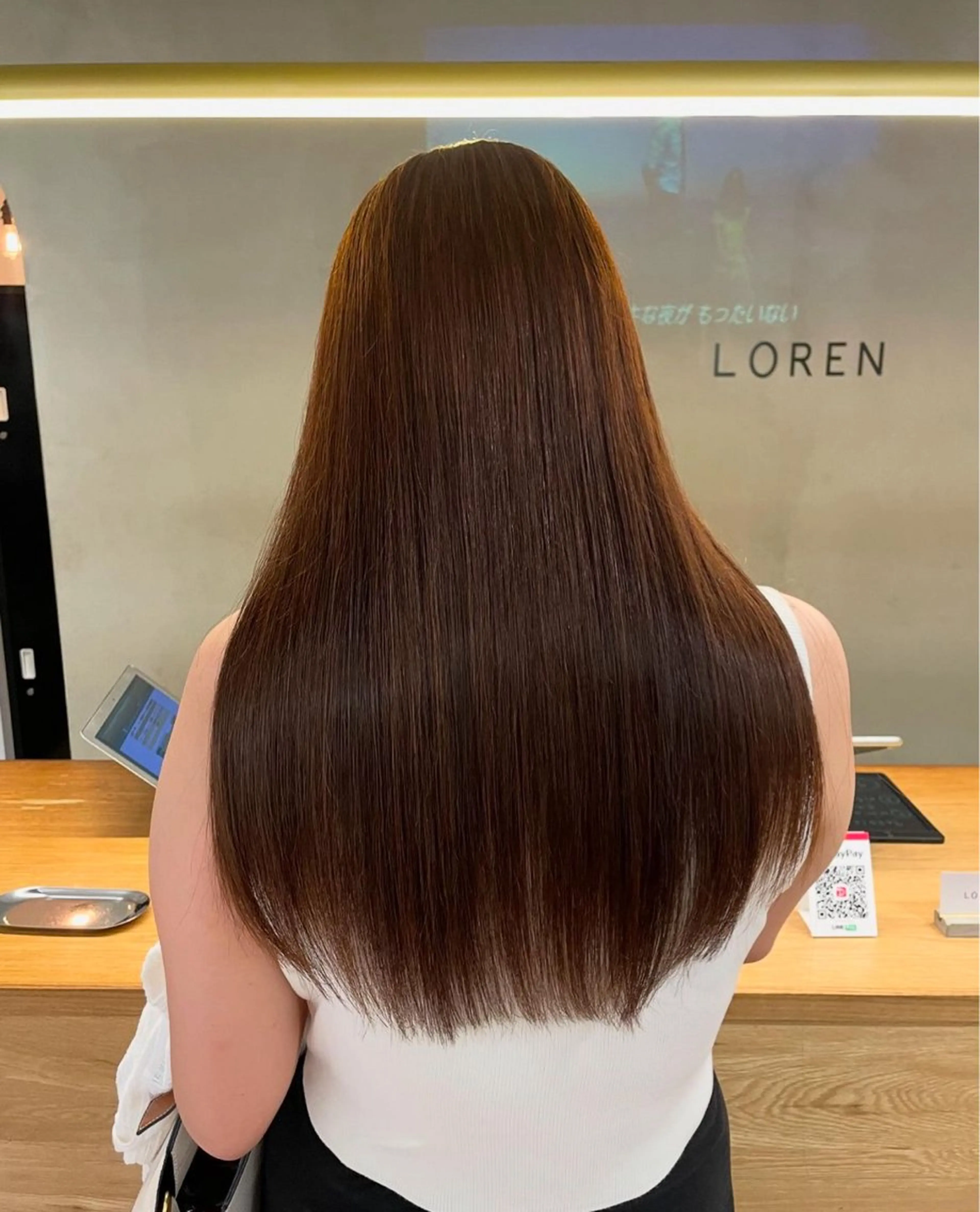 ロング 酸性ストレート 縮毛矯正 似合わせレイヤー ＆透明感カラーのヘアスタイル