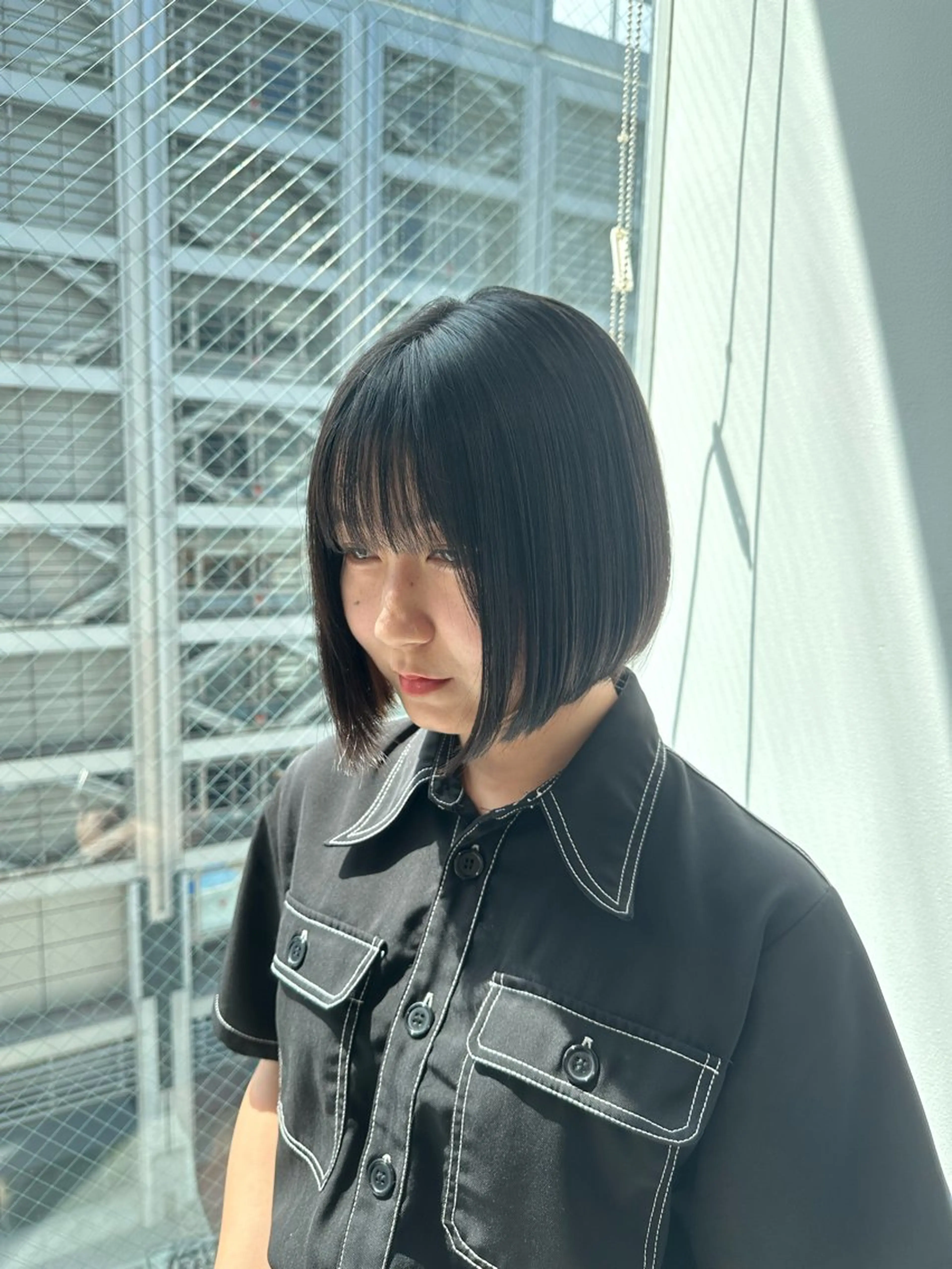 ミディアム ブリーチなし/レイヤ ー特化🌈Tommyのヘアスタイル