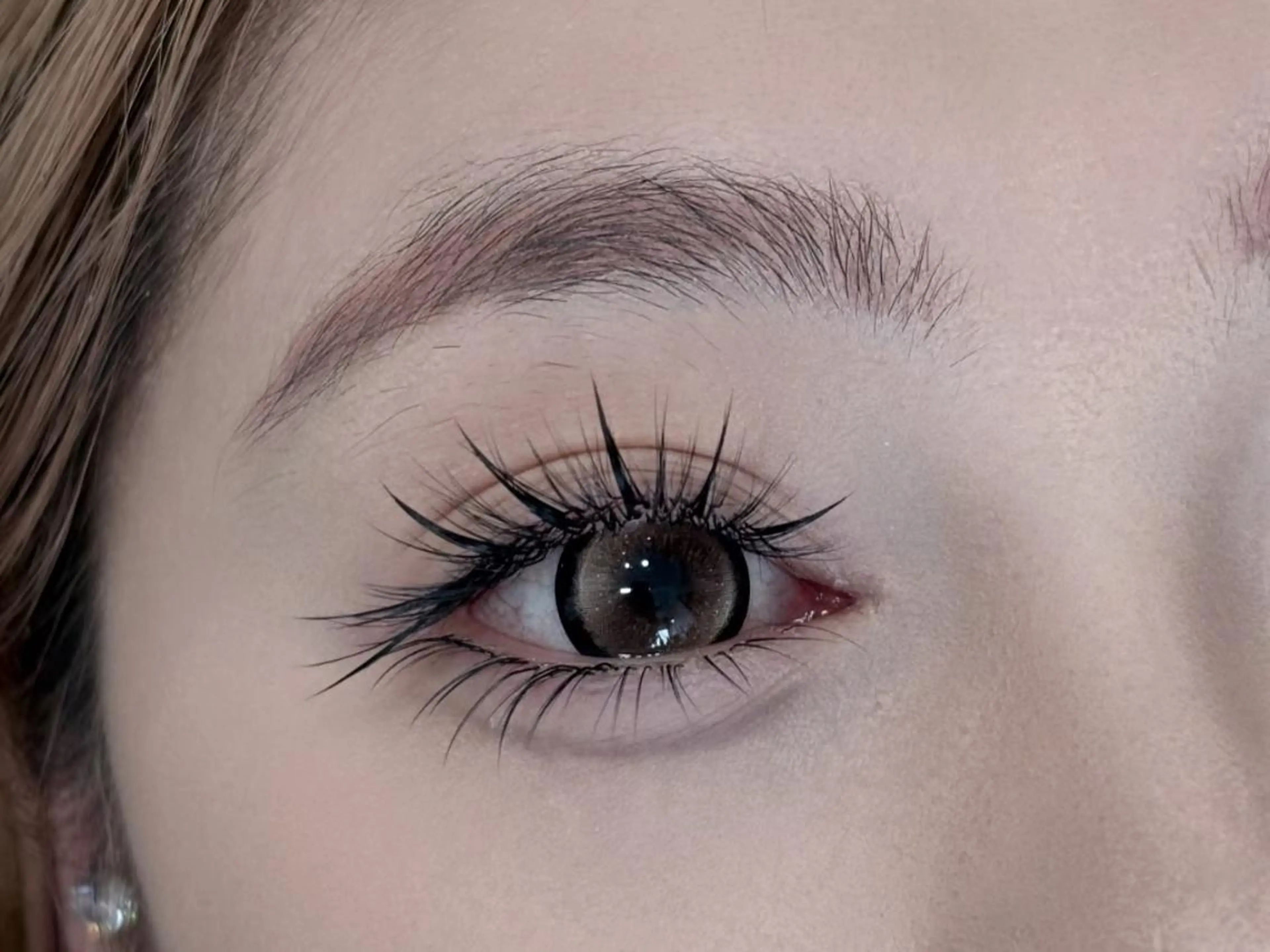 アイブロウ 眉カラー ハリウッドブロウリフト 眉毛ワックス脱毛 マツエク 竹田 あきのマツエク・マツパデザイン