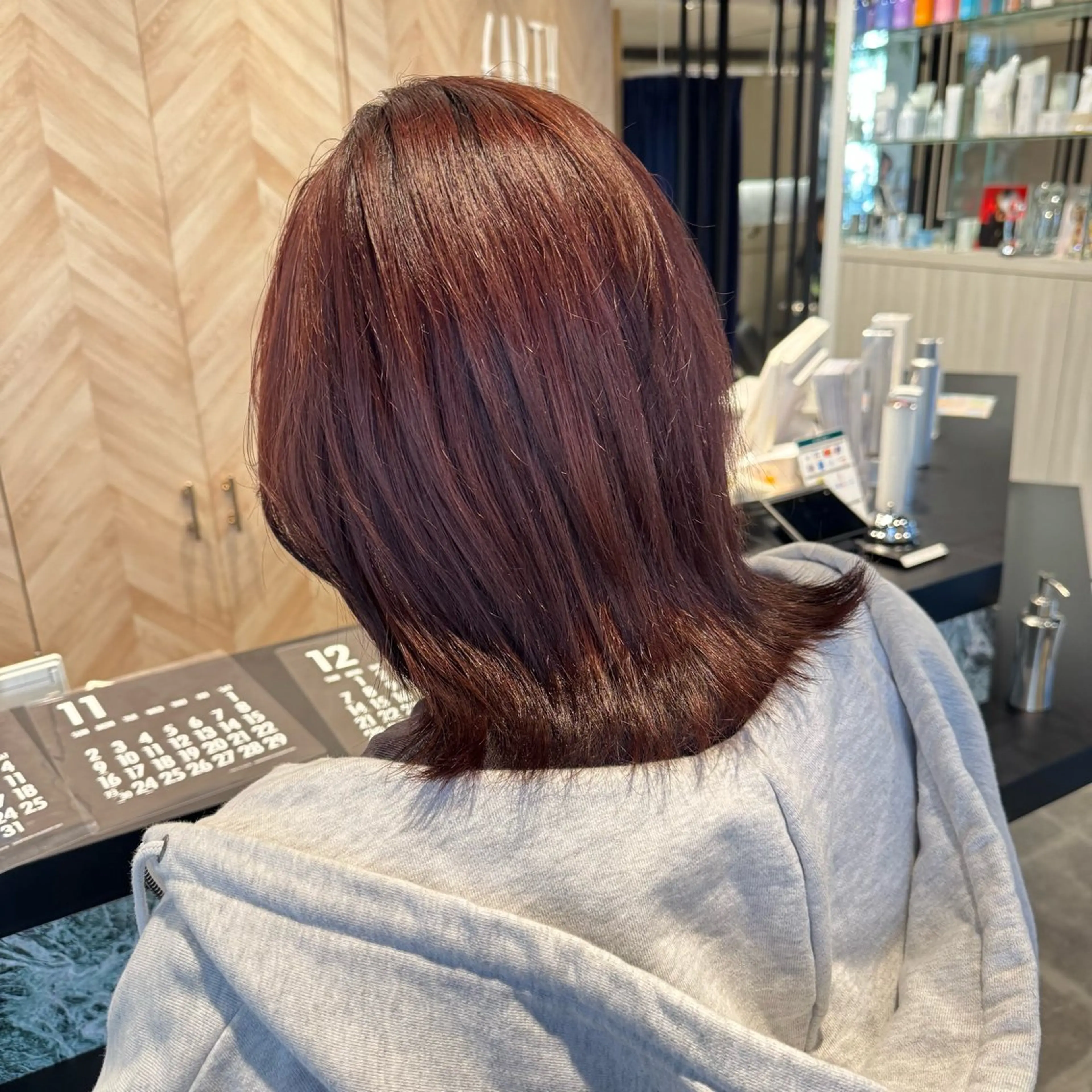 カラー レッドカラー カット ヘアカラー トリートメント 伊藤 深月のヘアスタイル