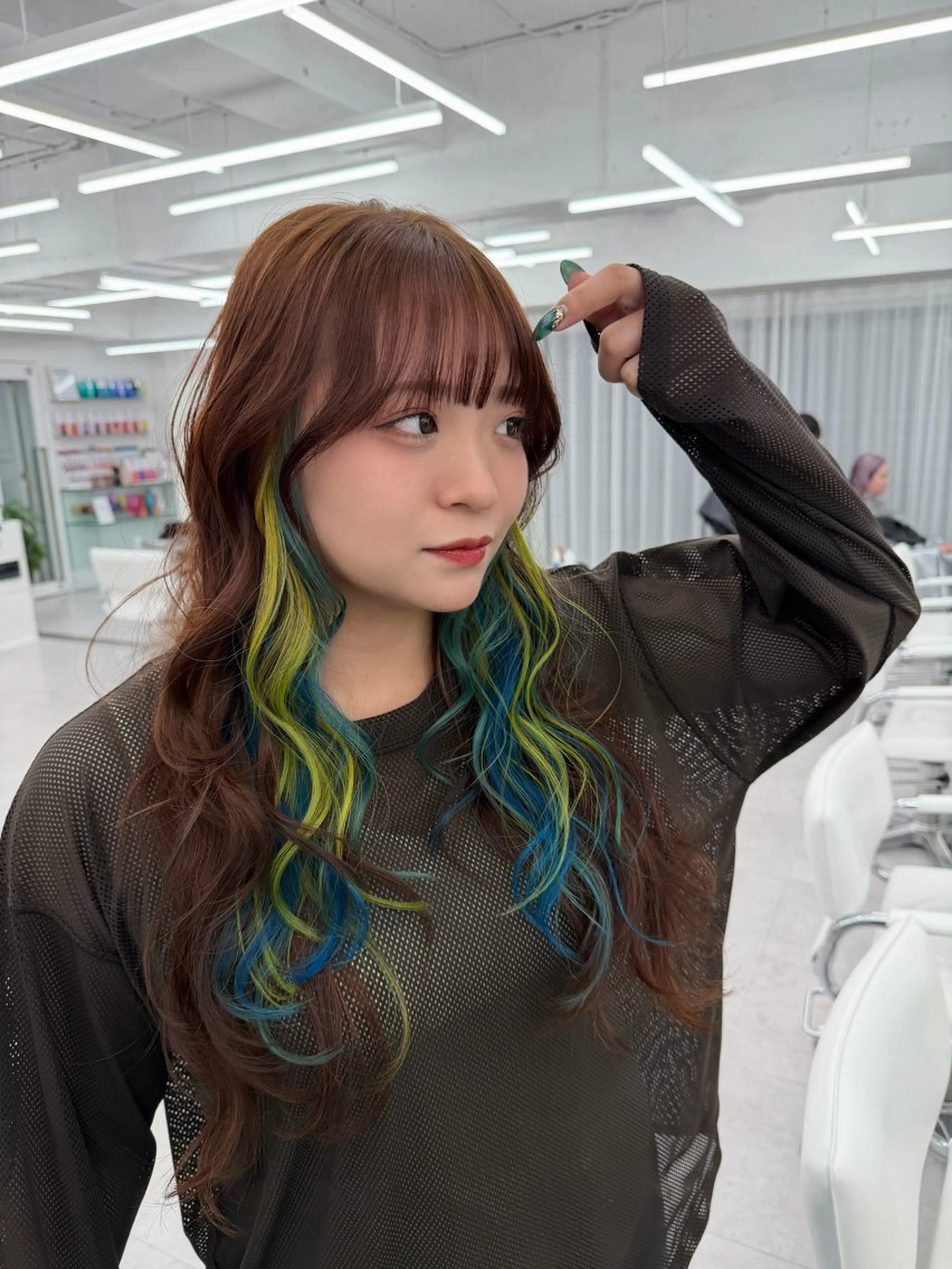 ロング カラー ヘアカラー トリートメント 顔まわりの神様✨ 透明感カラー藤嶋秀幸のヘアスタイル