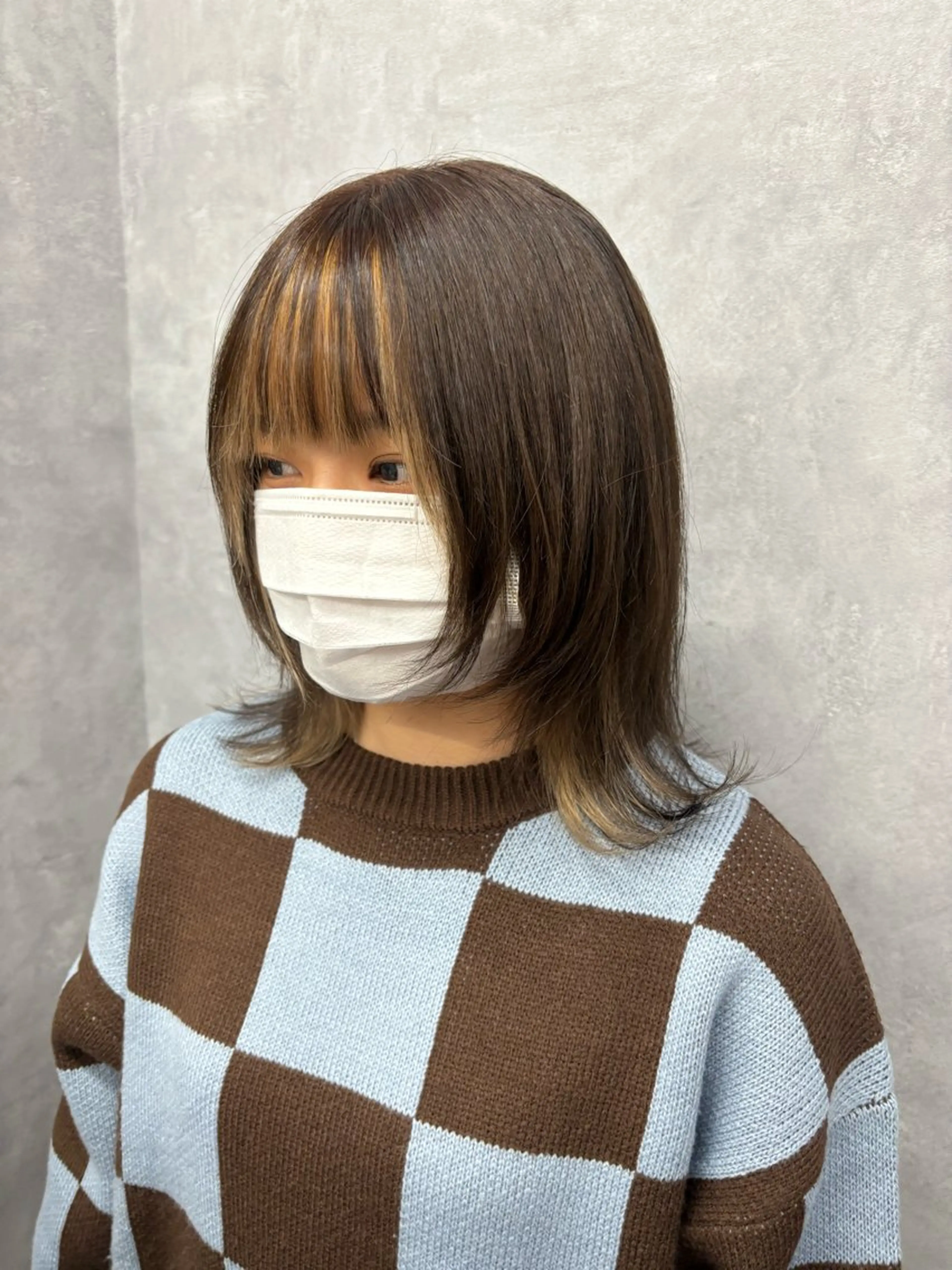 ミディアム カット ヘアカラー トリートメント NUMBER 天王寺YUYAのヘアスタイル