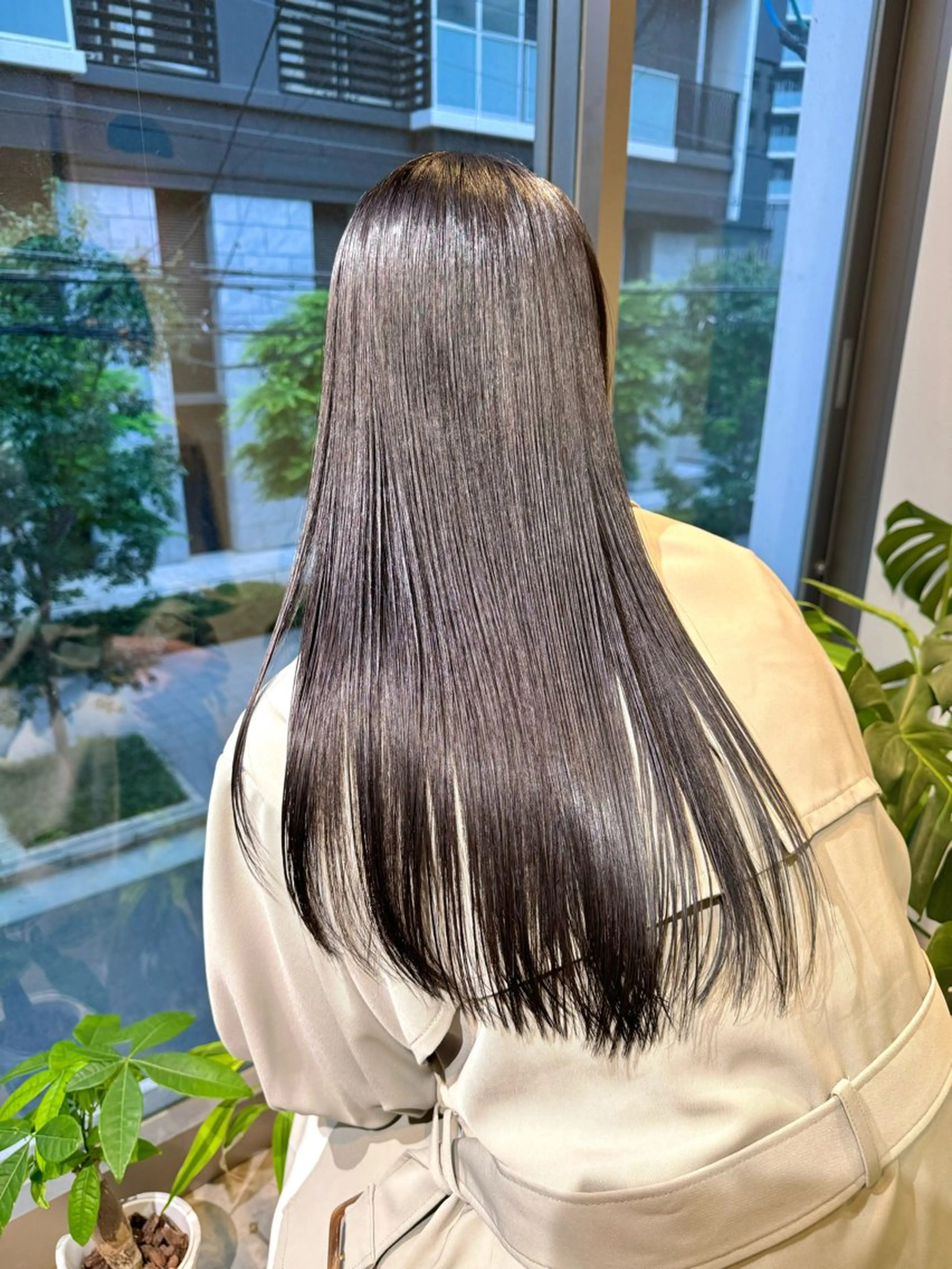 ロング カラー アディクシーカラー アッシュ ベージュカラー グレージュ オリーブカラー 髪質改善マスター 長尾勇弥/梅田中津のヘアスタイル