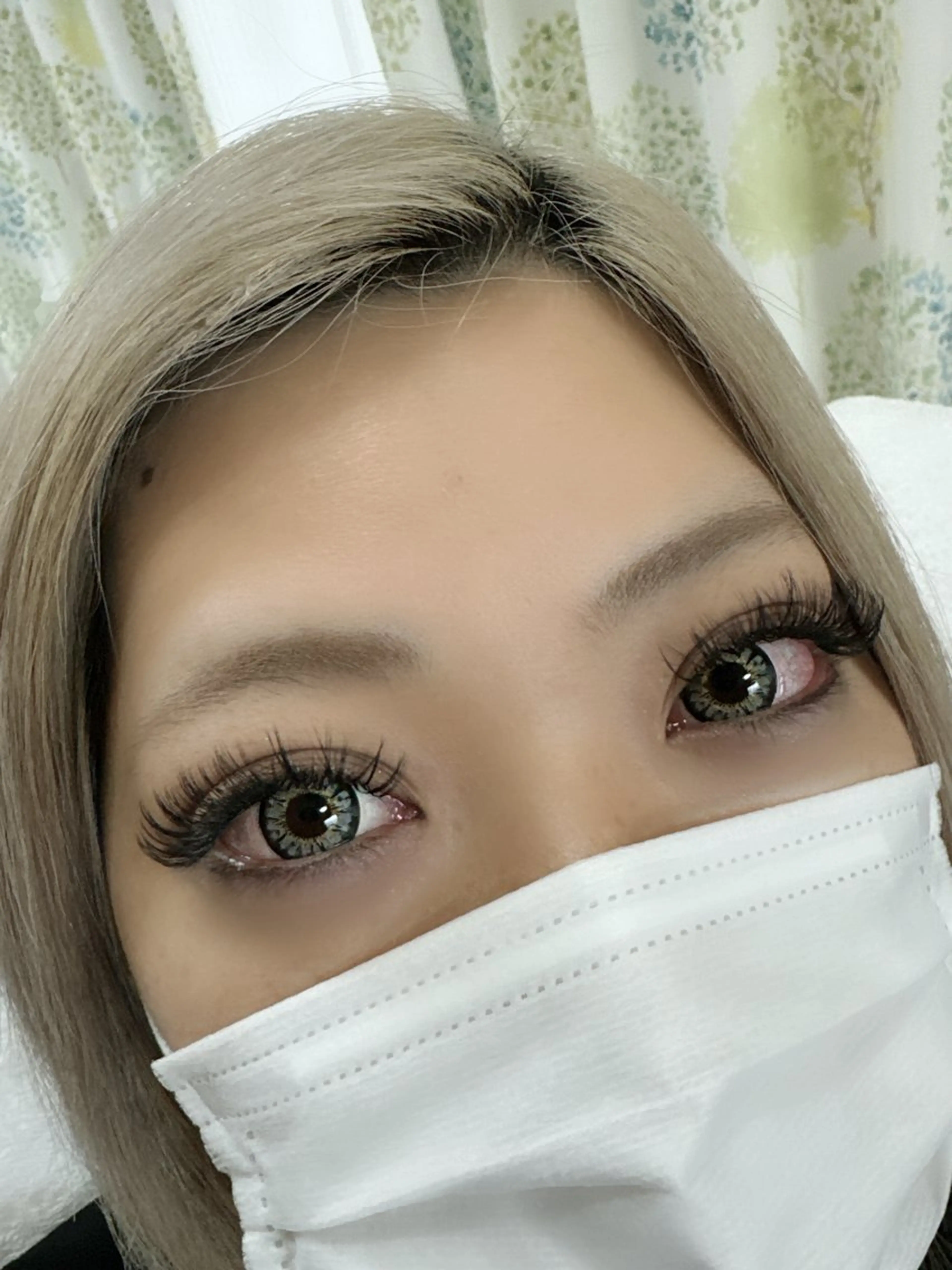 マツエク・マツパ ゴージャス ボリュームラッシュ 伊藤名紬 マツエク専門のマツエク・マツパデザイン