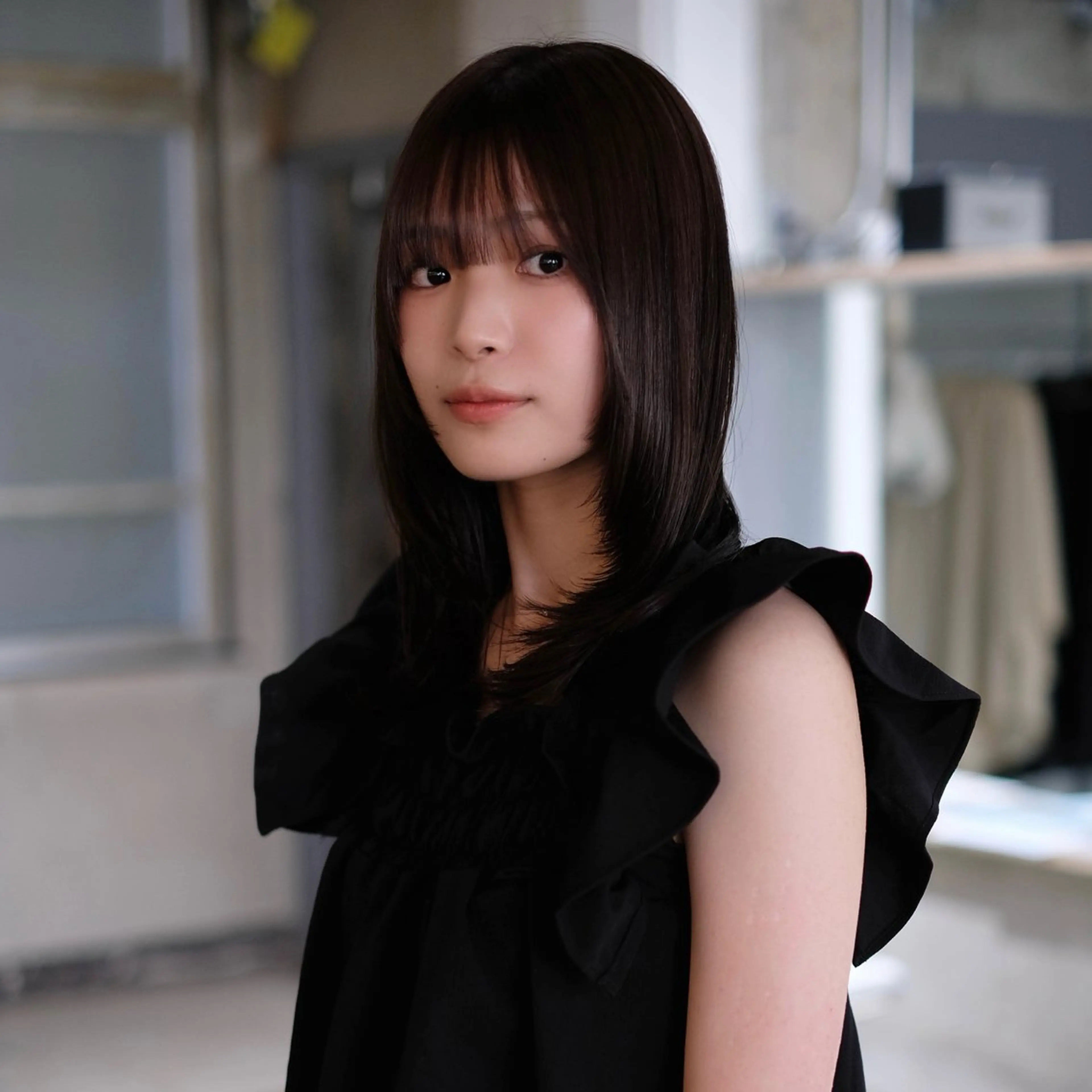 セミロング カラー 森亨✨レイヤーカット ☘️髪質改善のヘアスタイル