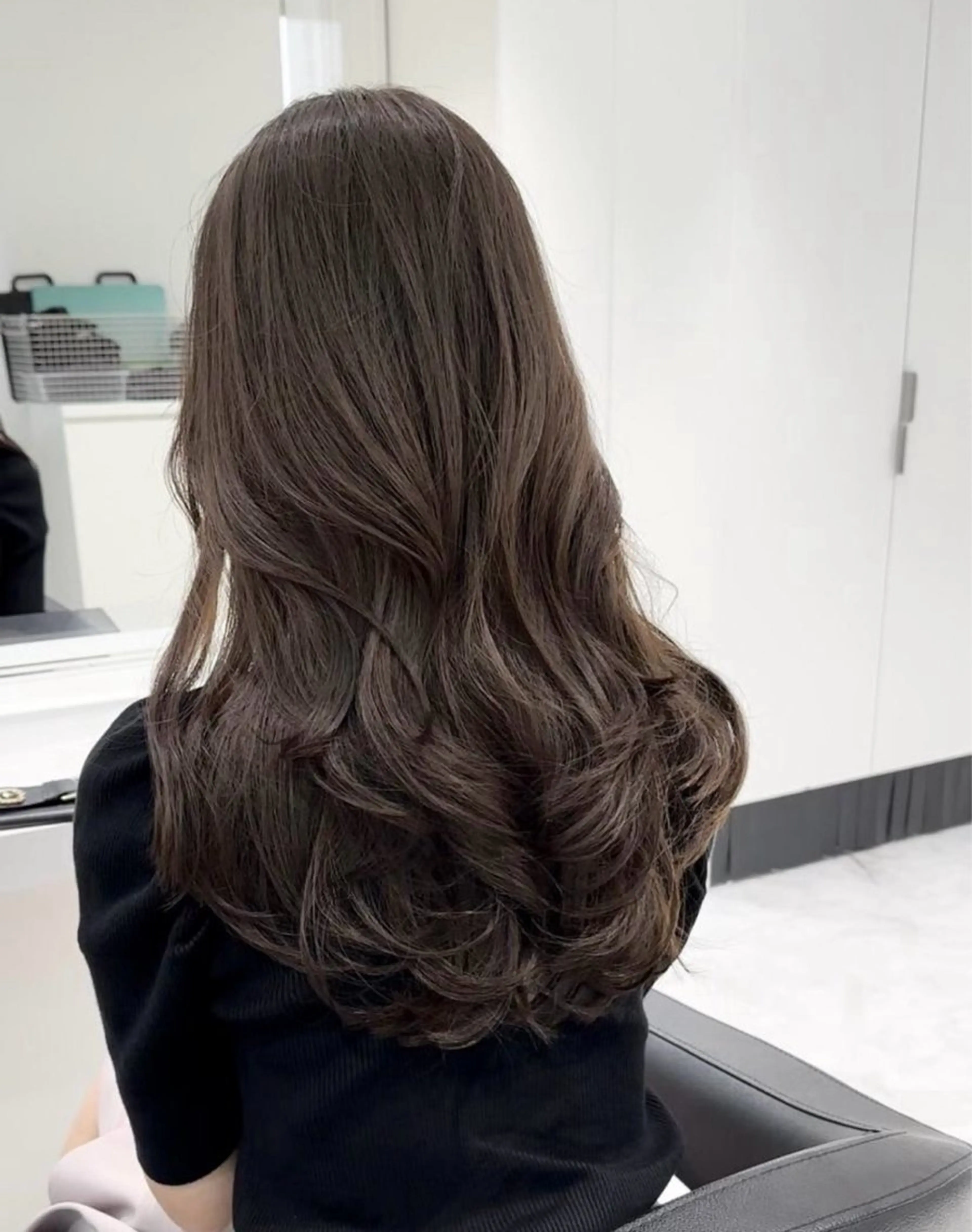 ロング カラー カット ヘアカラー トリートメント ヘッドスパ ヘアセット 𓏸レイヤー髪質改善 透けカラーカノン🫧のヘアスタイル