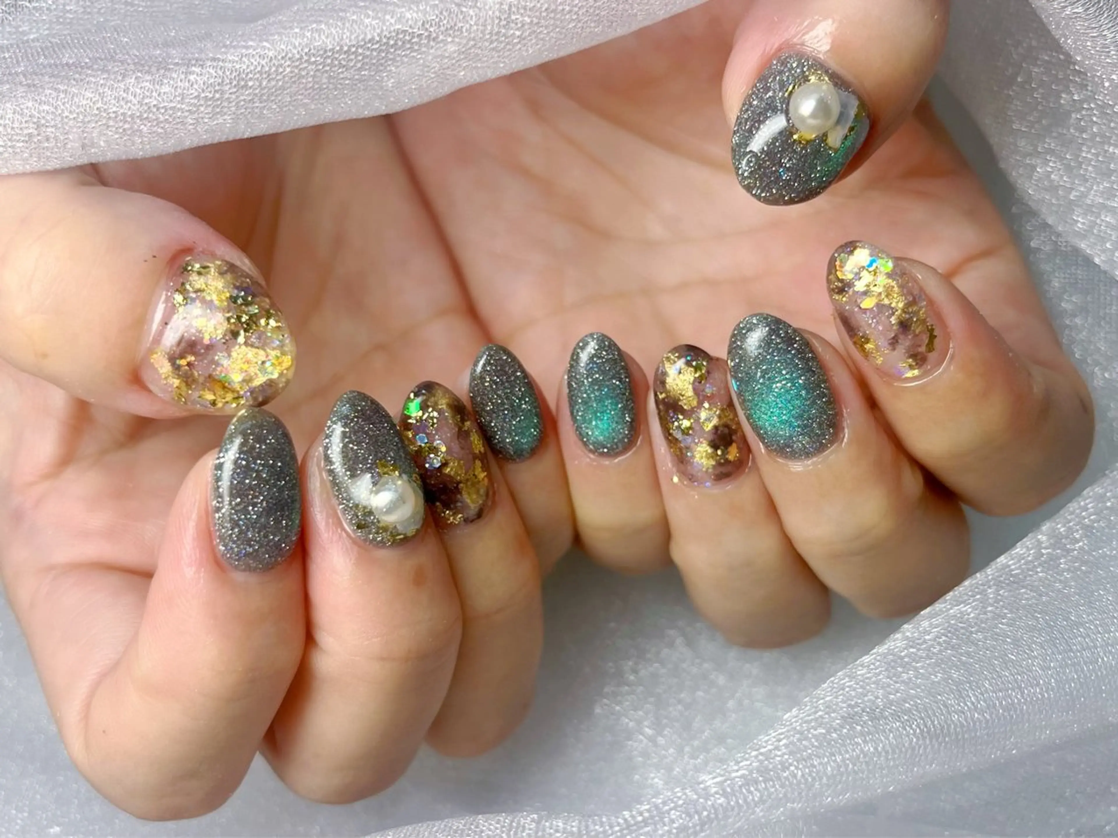 ネイル ハンドネイル Queennail 北堀江Yumiのネイルデザイン