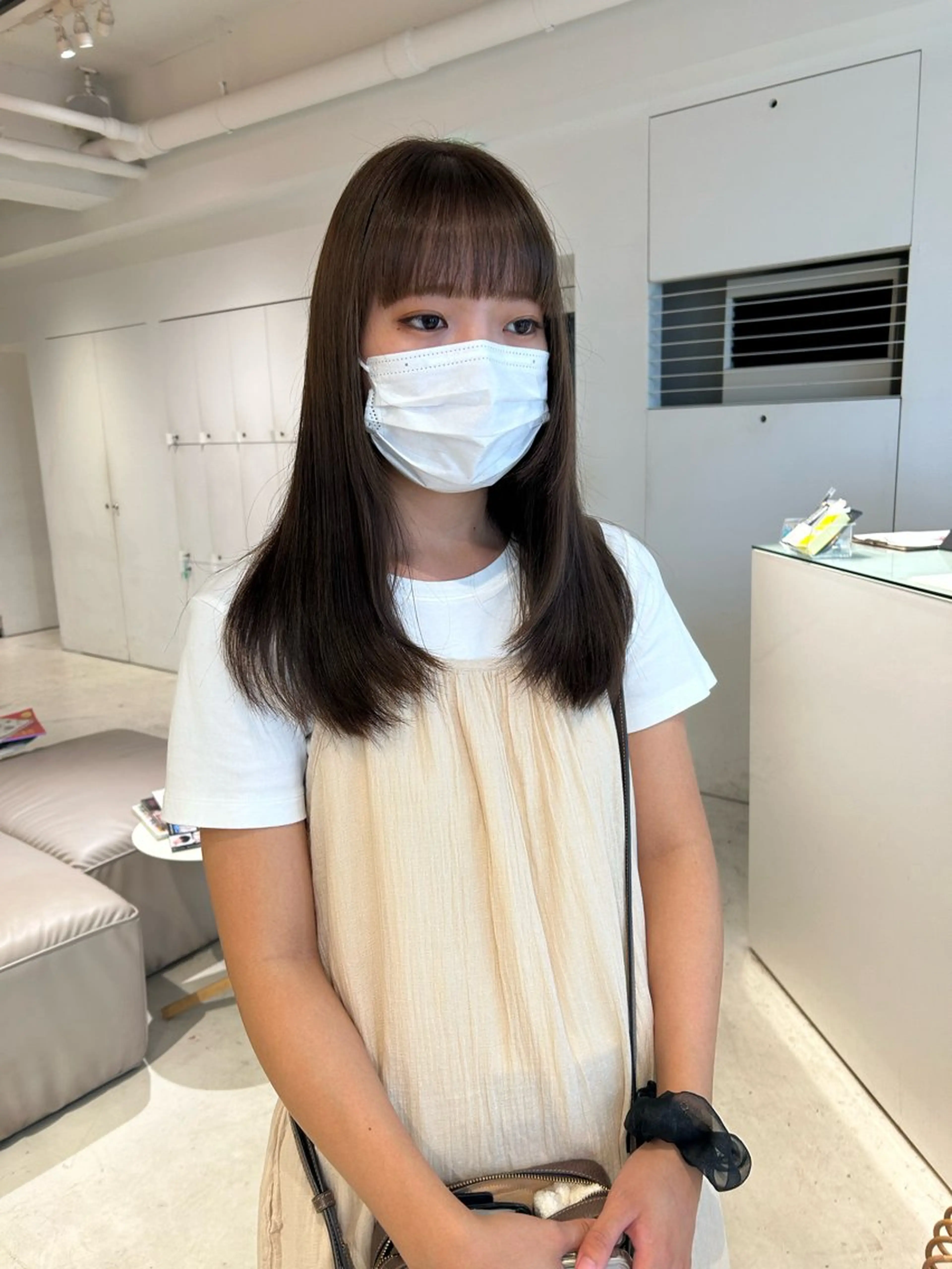 ロング カラー ベージュカラー 透明感カラー オリーブベージュ 顔まわりレイヤー レイヤーカット カット ヘアカラー トリートメント 透明感カラー🫧 nanohaのヘアスタイル