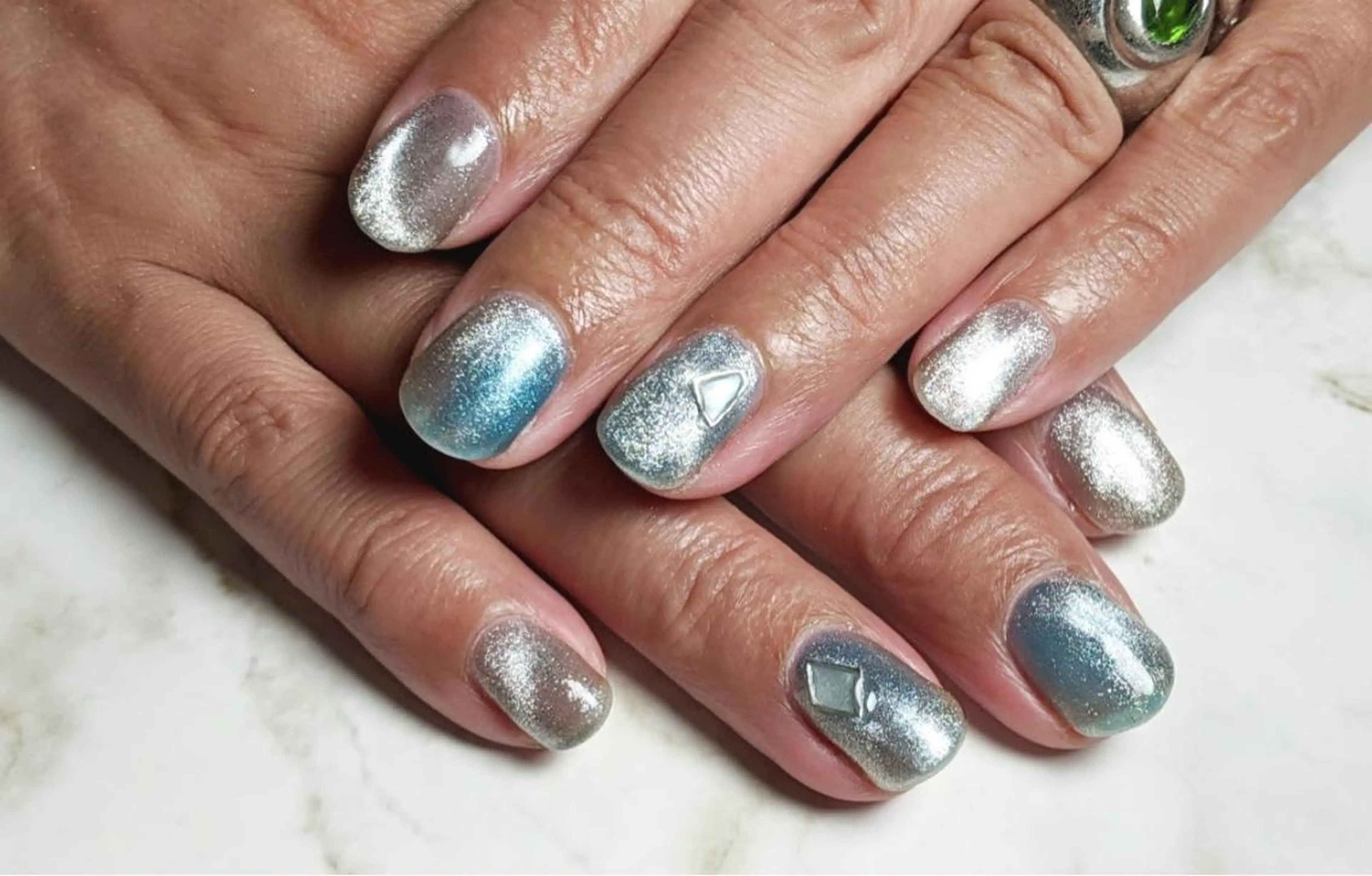 ネイル Eve nailのネイルデザイン