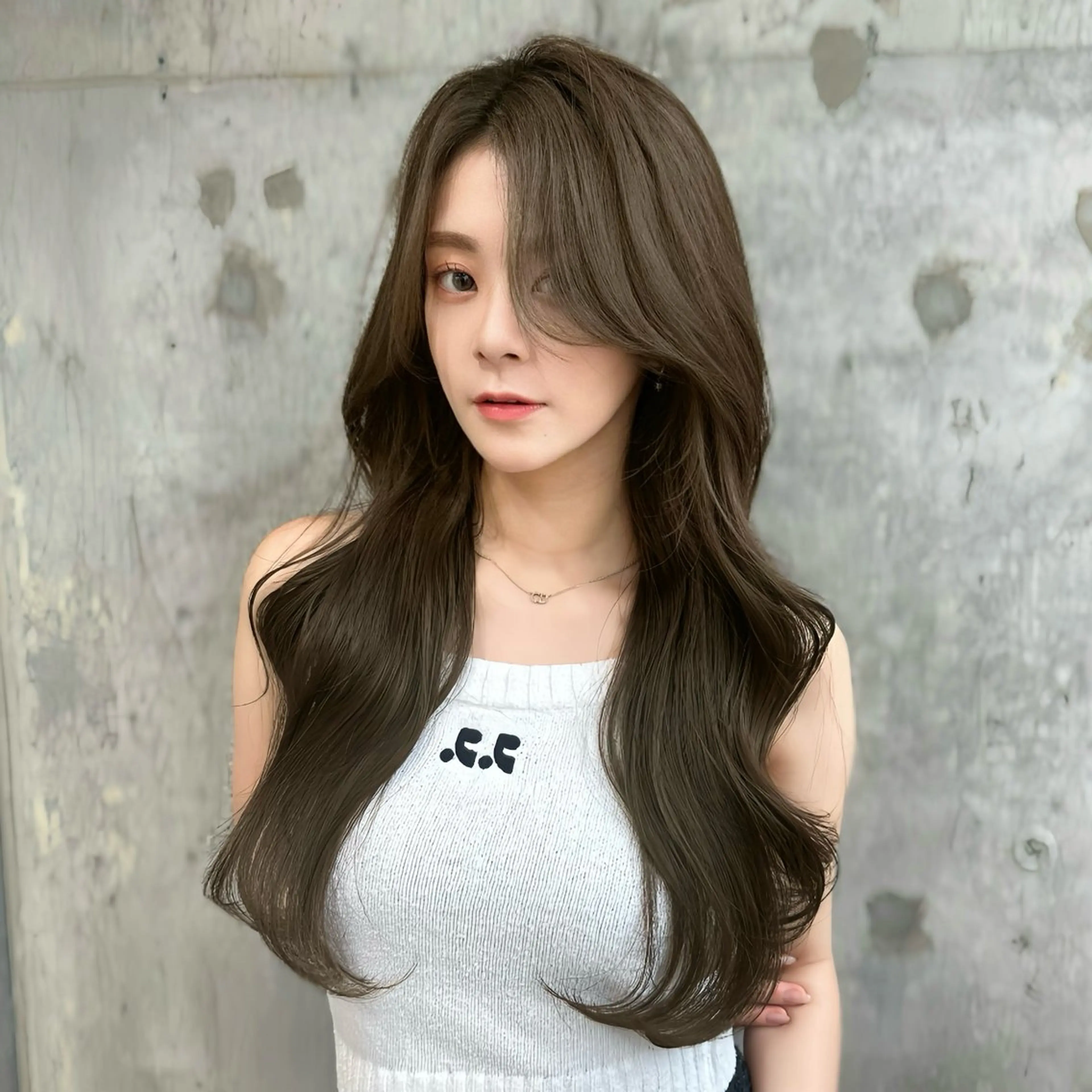 ロング カラー ベージュカラー グレージュ オリーブベージュ 髪質改善 韓国風ヘア カット ヘアカラー トリートメント ヘッドスパ 髪質改善/韓国ヘア レイヤー/新宿/ロミのヘアスタイル