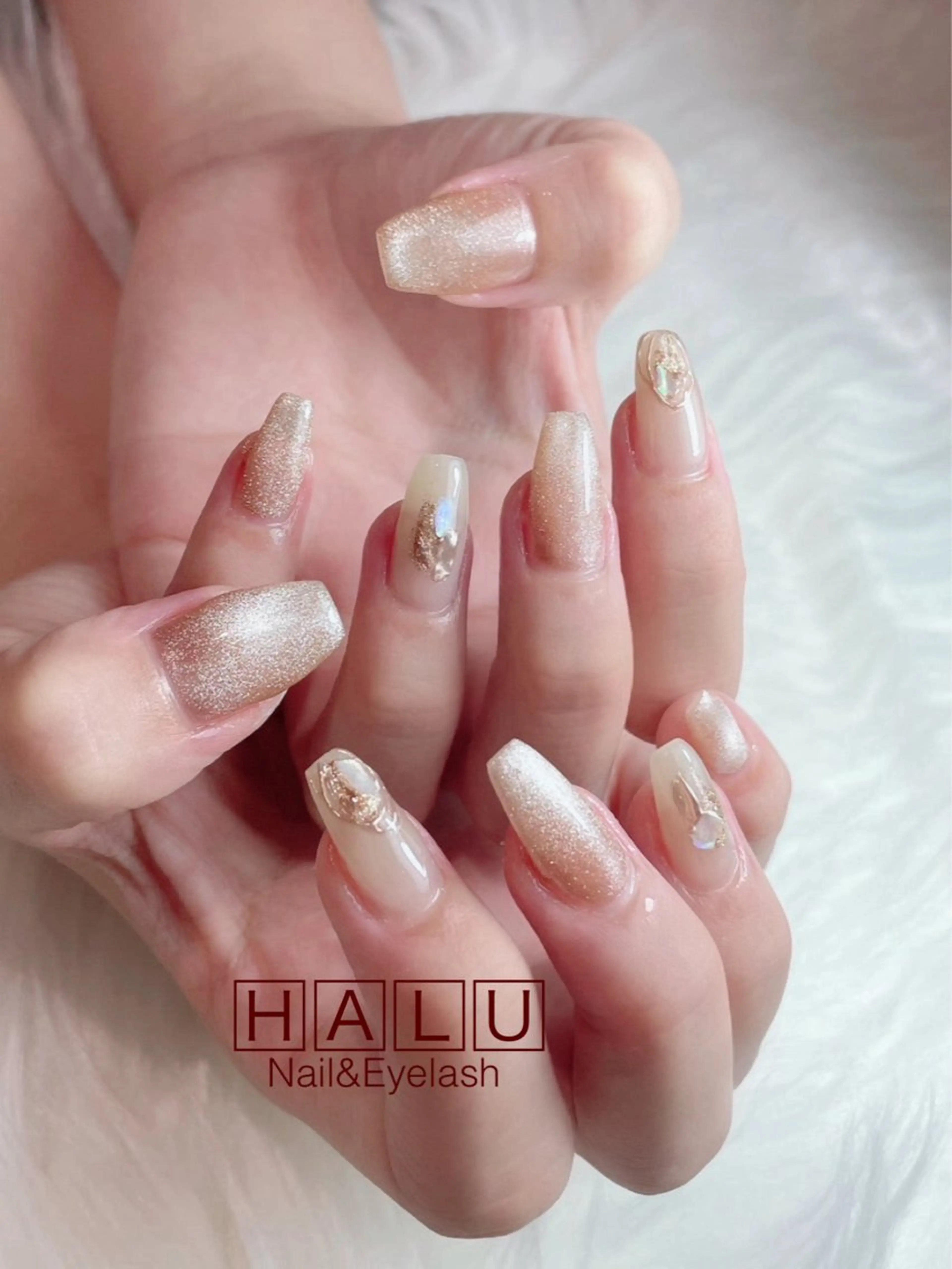 ネイル ゴールド HALU ハルのネイルデザイン