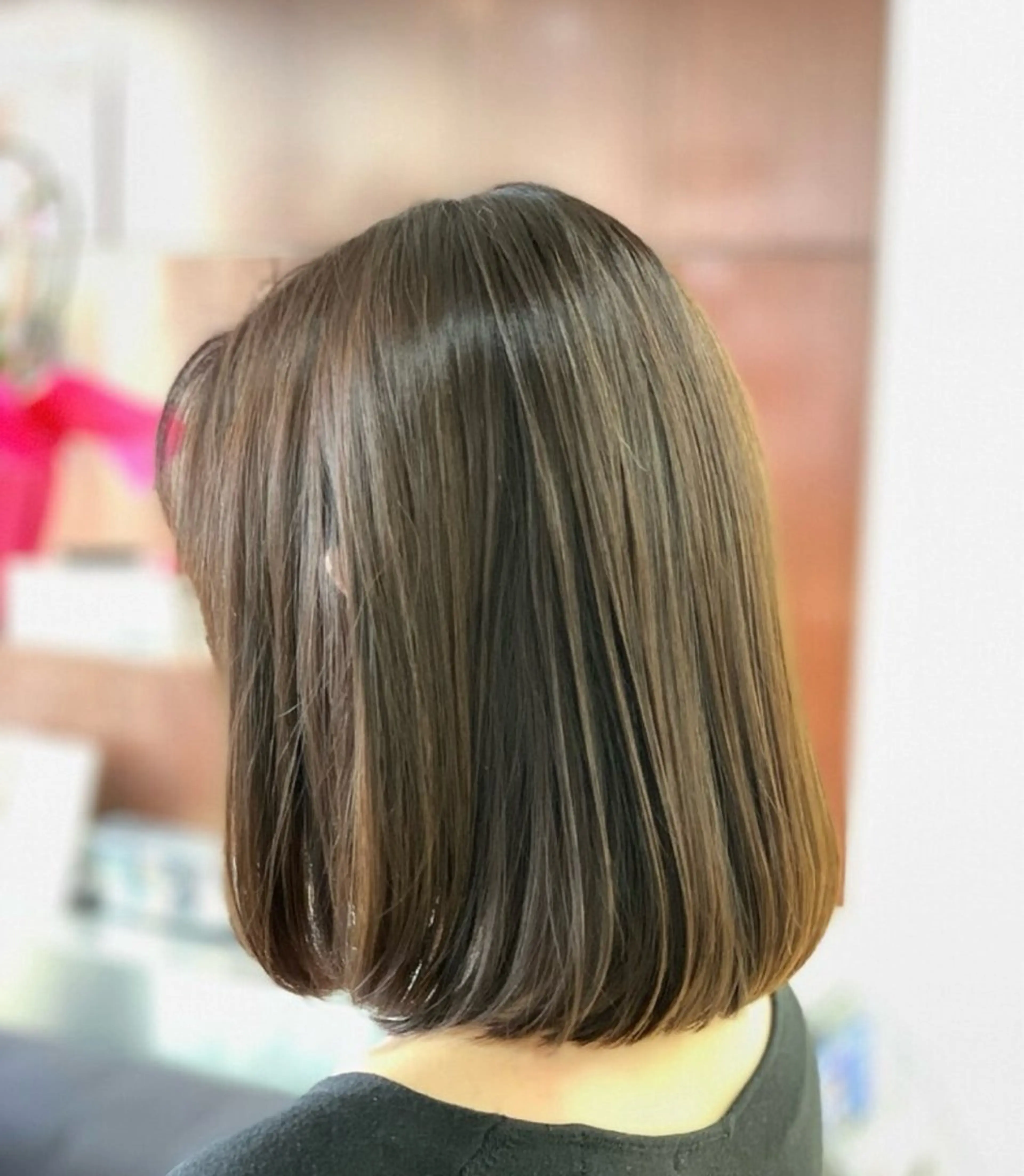 ミディアム カラー パーマ ミディアムパーマ ボブ ローネス銀座店所属・森山 陽菜のヘアスタイル